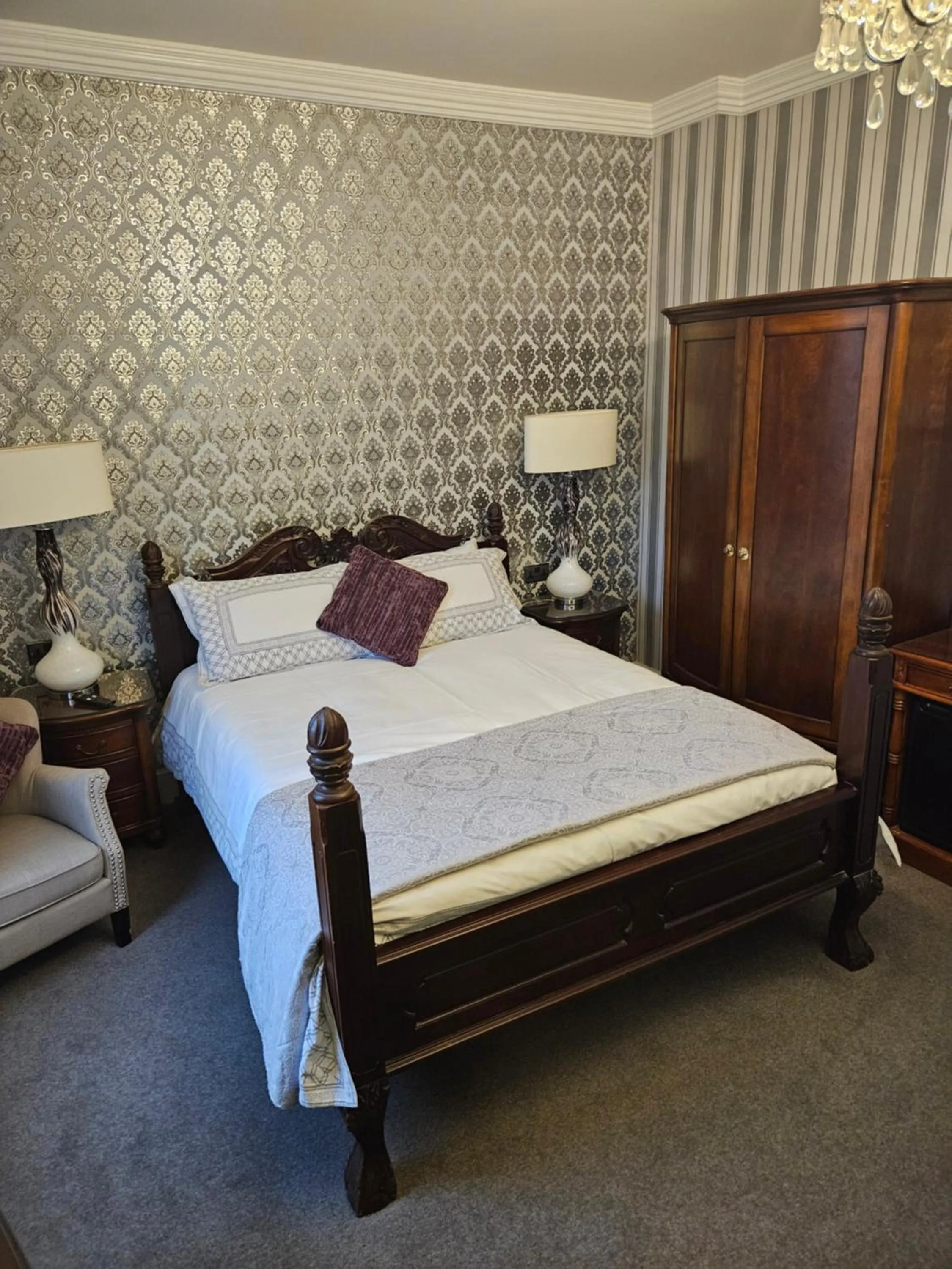 Bedroom, Bed in Tower Guest House