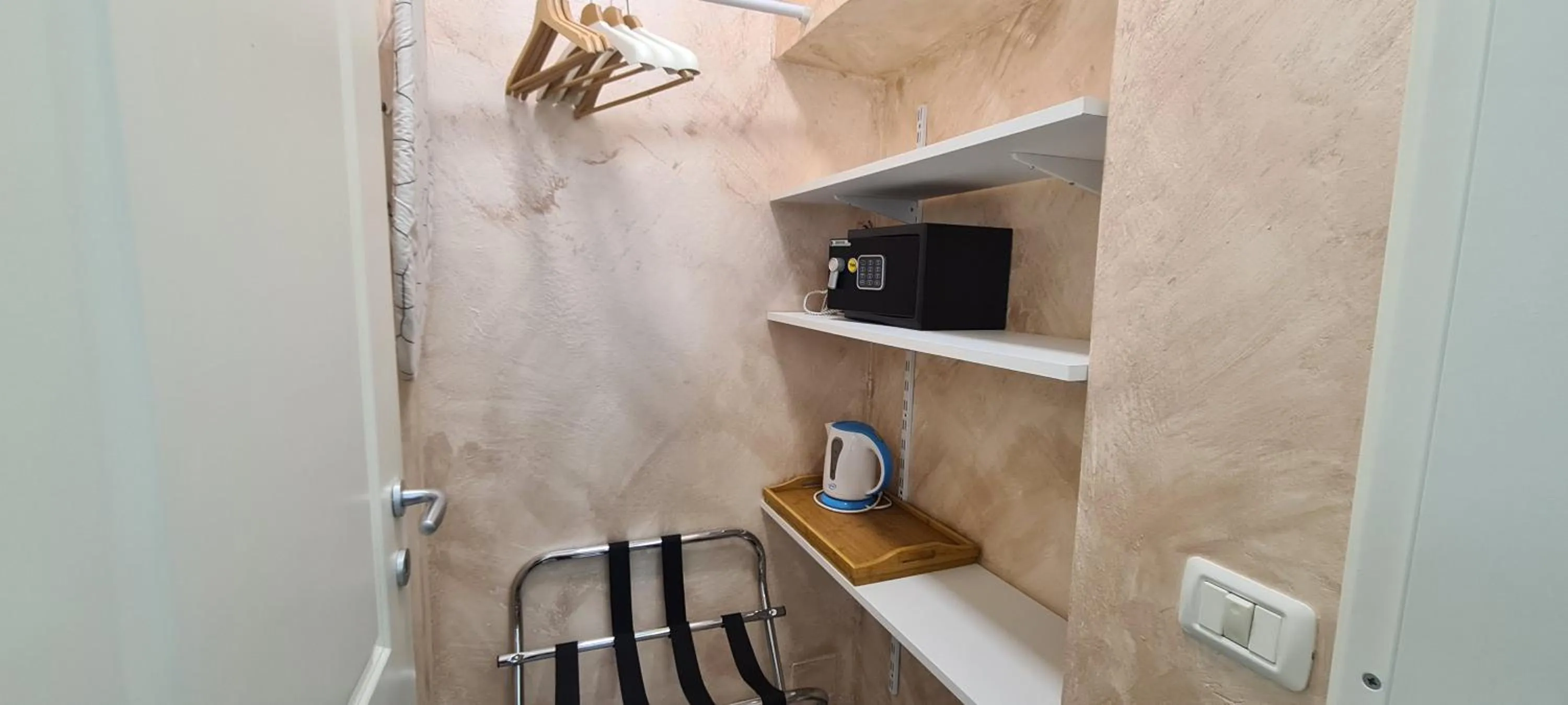 safe in B&B Le Palme