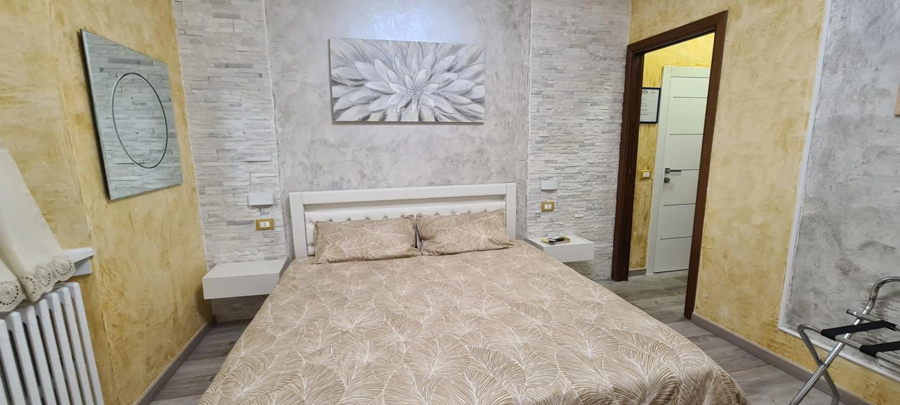 Photo of the whole room, Bed in B&B Le Palme