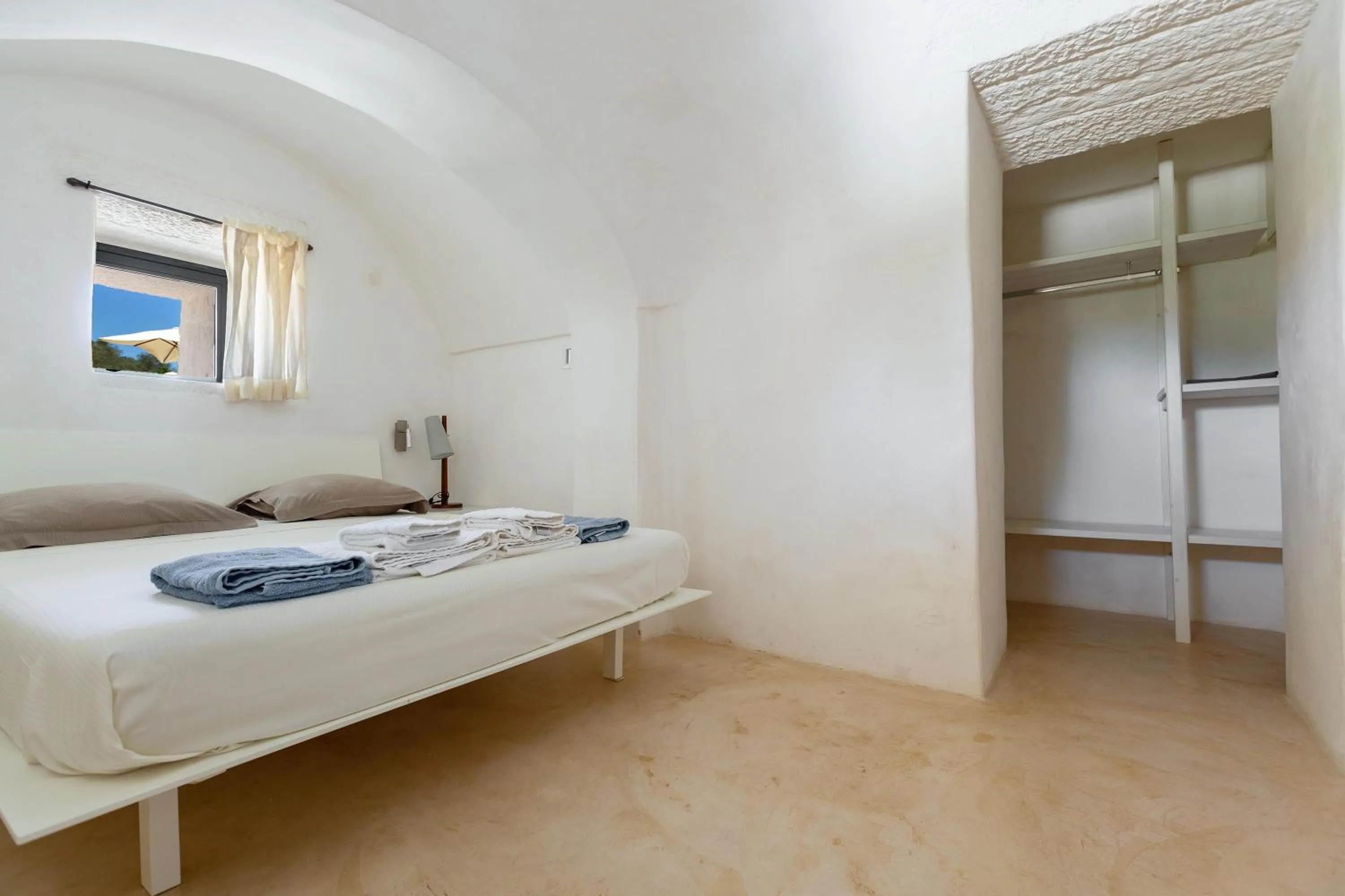 Bedroom, Bed in Le Ali Bianche by Perle di Puglia