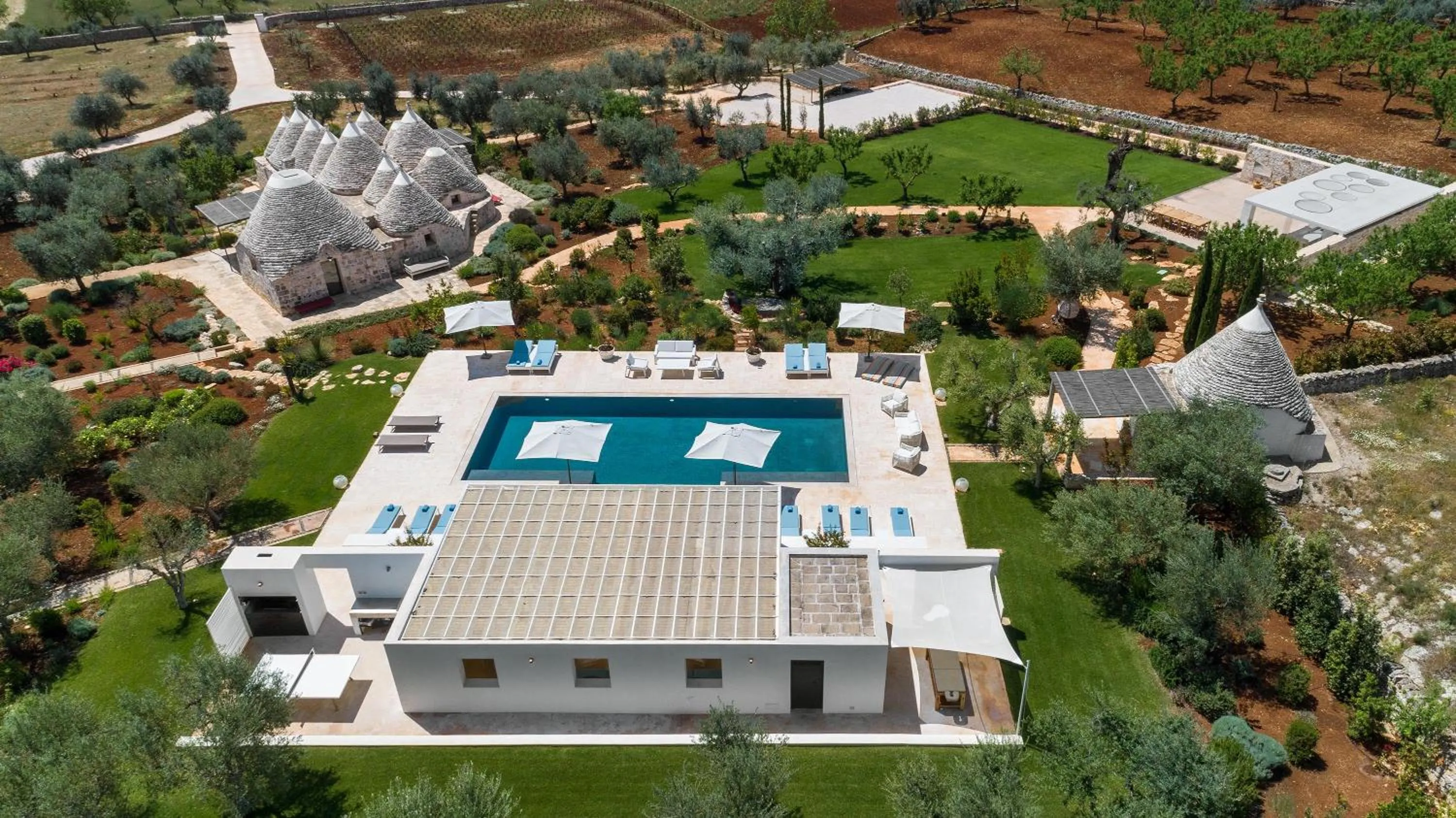 Bird's eye view in Le Ali Bianche by Perle di Puglia