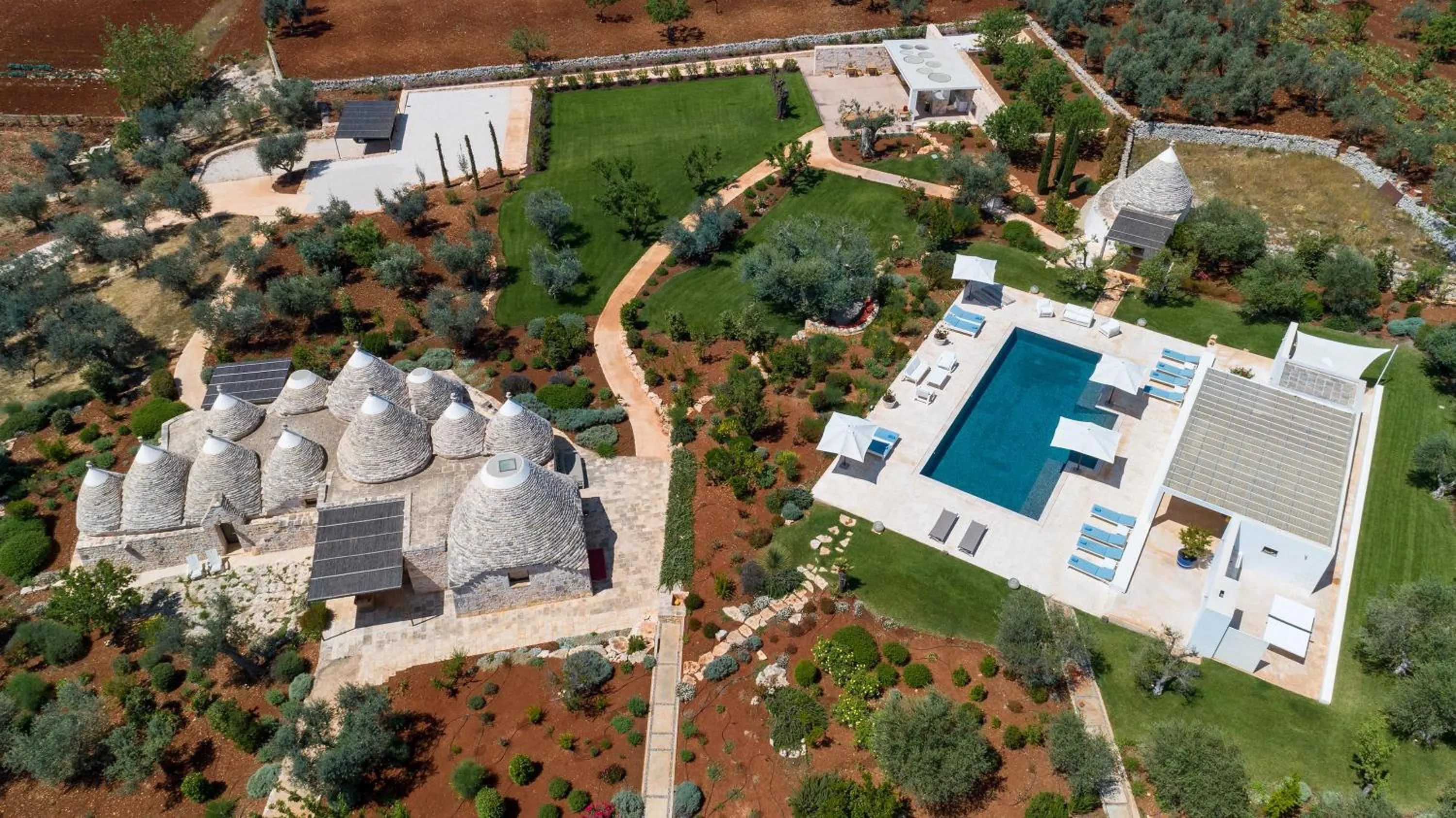 Bird's eye view in Le Ali Bianche by Perle di Puglia