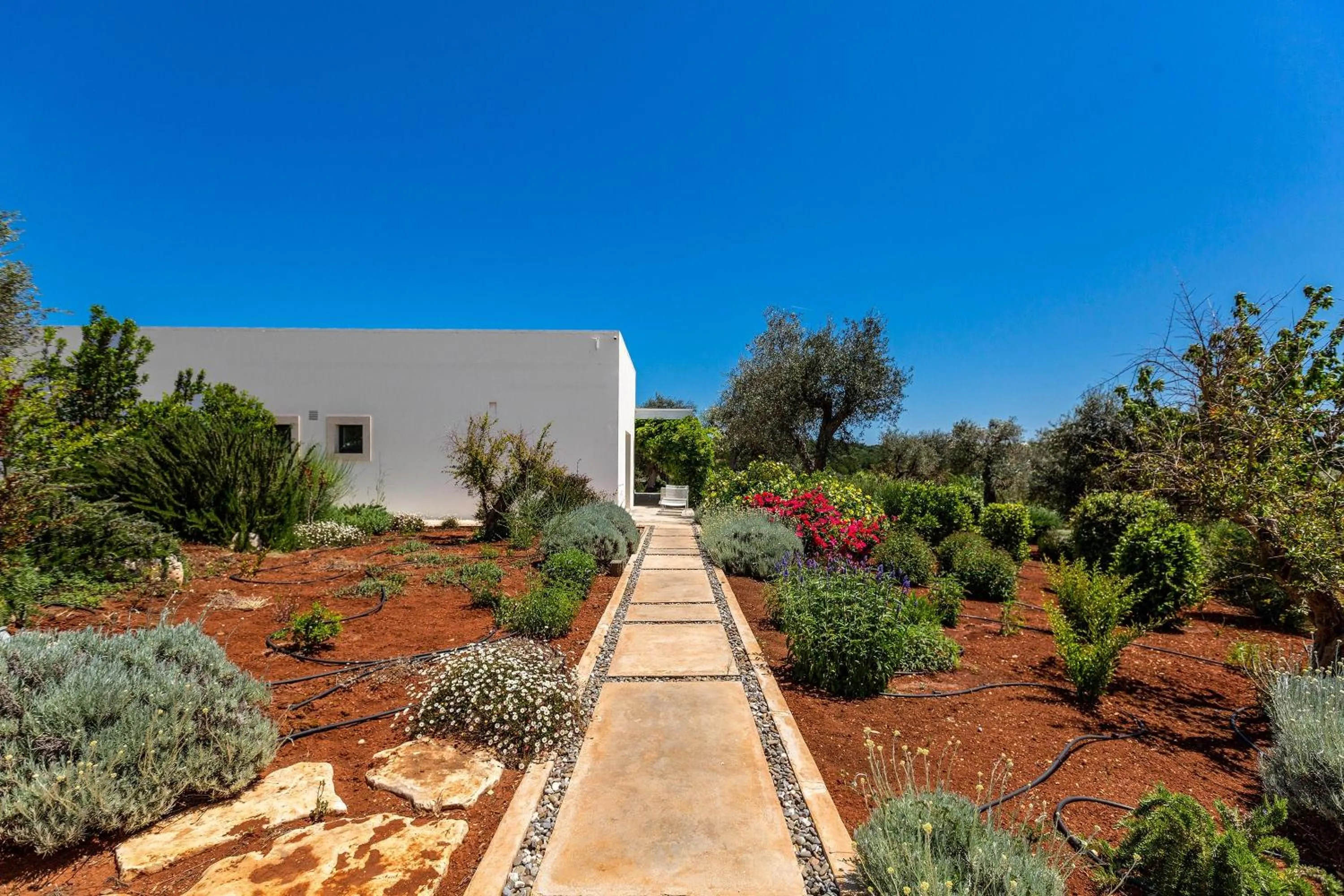 Garden in Le Ali Bianche by Perle di Puglia