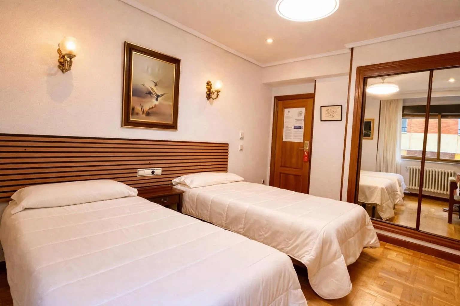 Bed in Hotel Castellano I