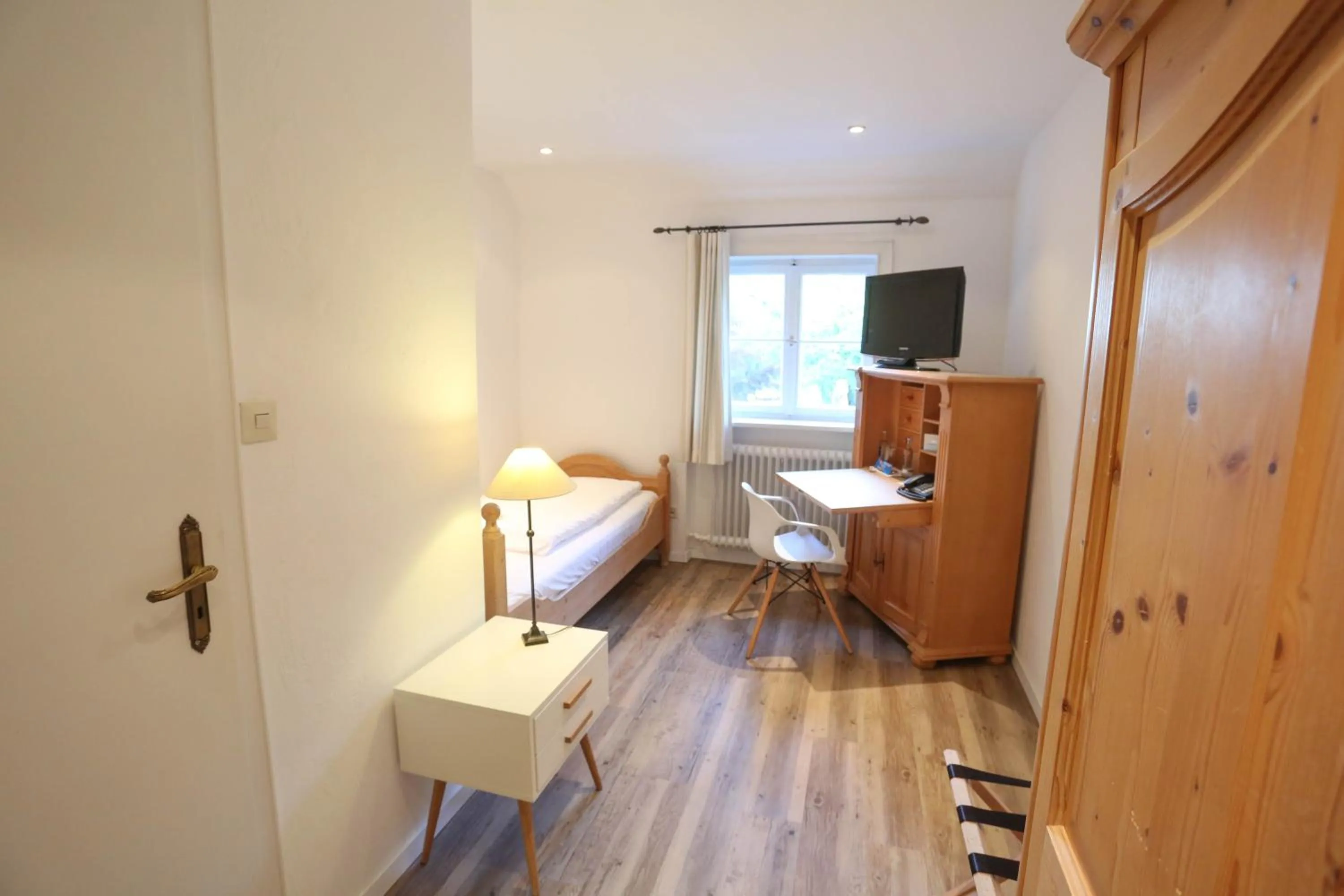 Photo of the whole room, Bed in Landhaus am See