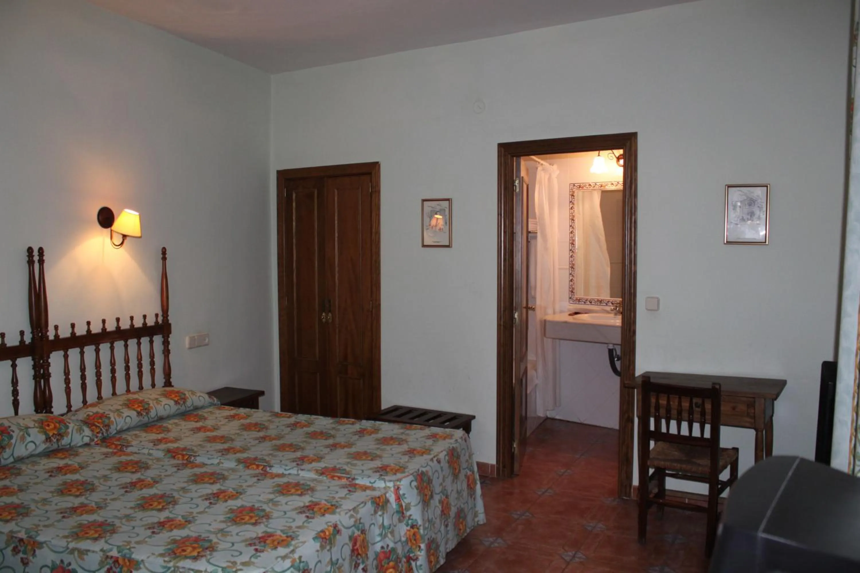 Photo of the whole room in Hotel Rey Niño