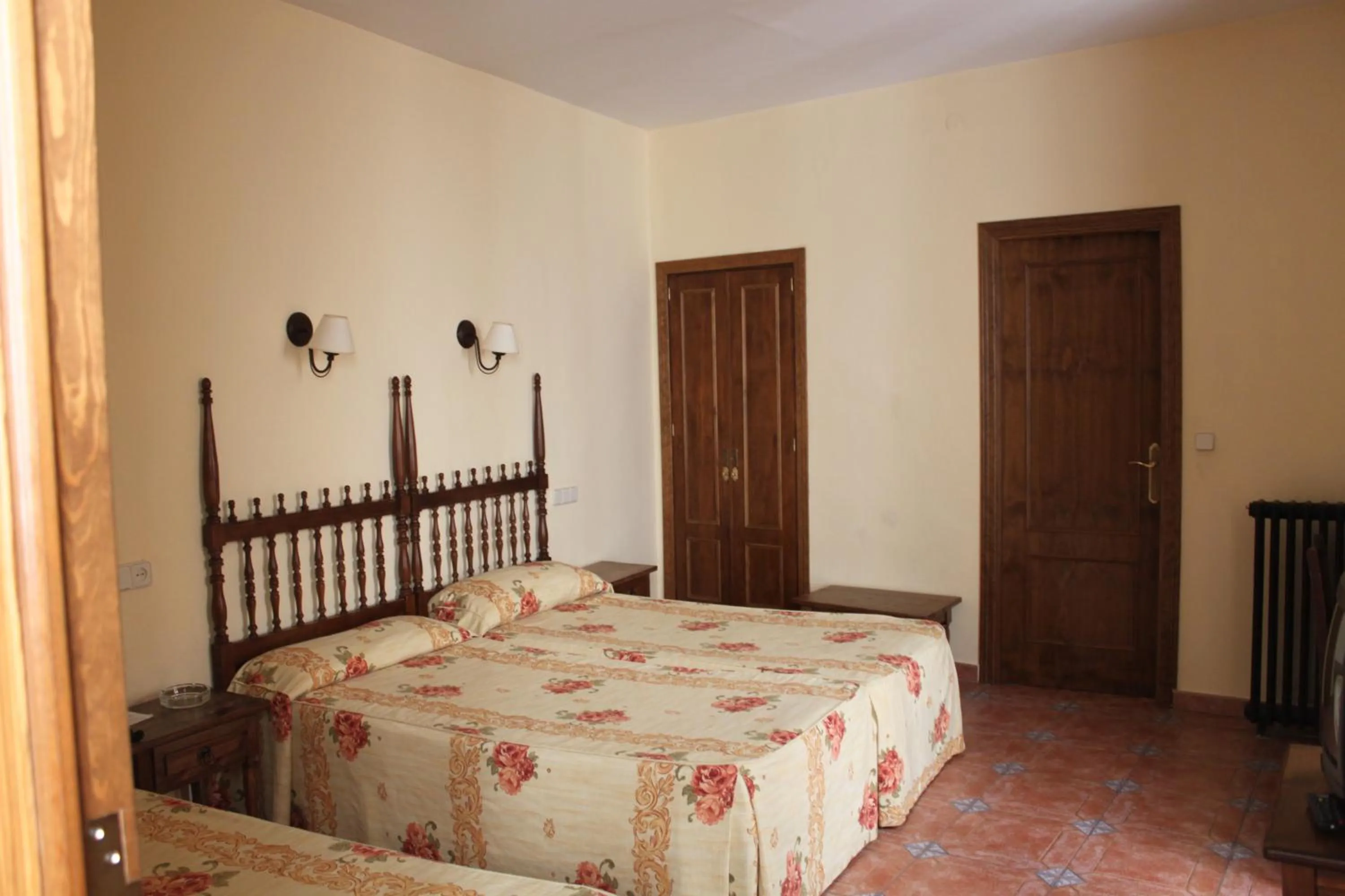 Photo of the whole room in Hotel Rey Niño