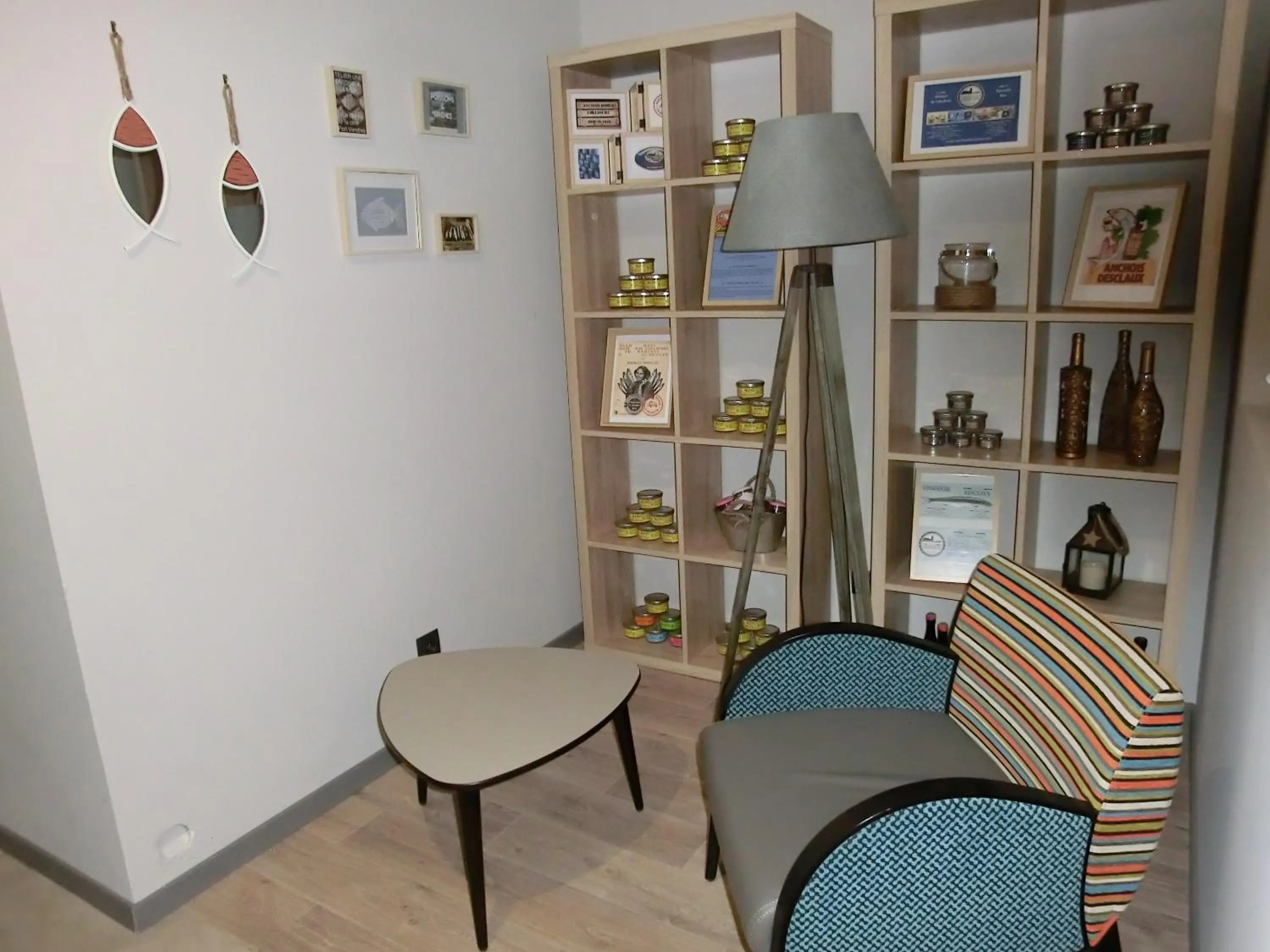 Lounge or bar in Hotel Sur Le Quai