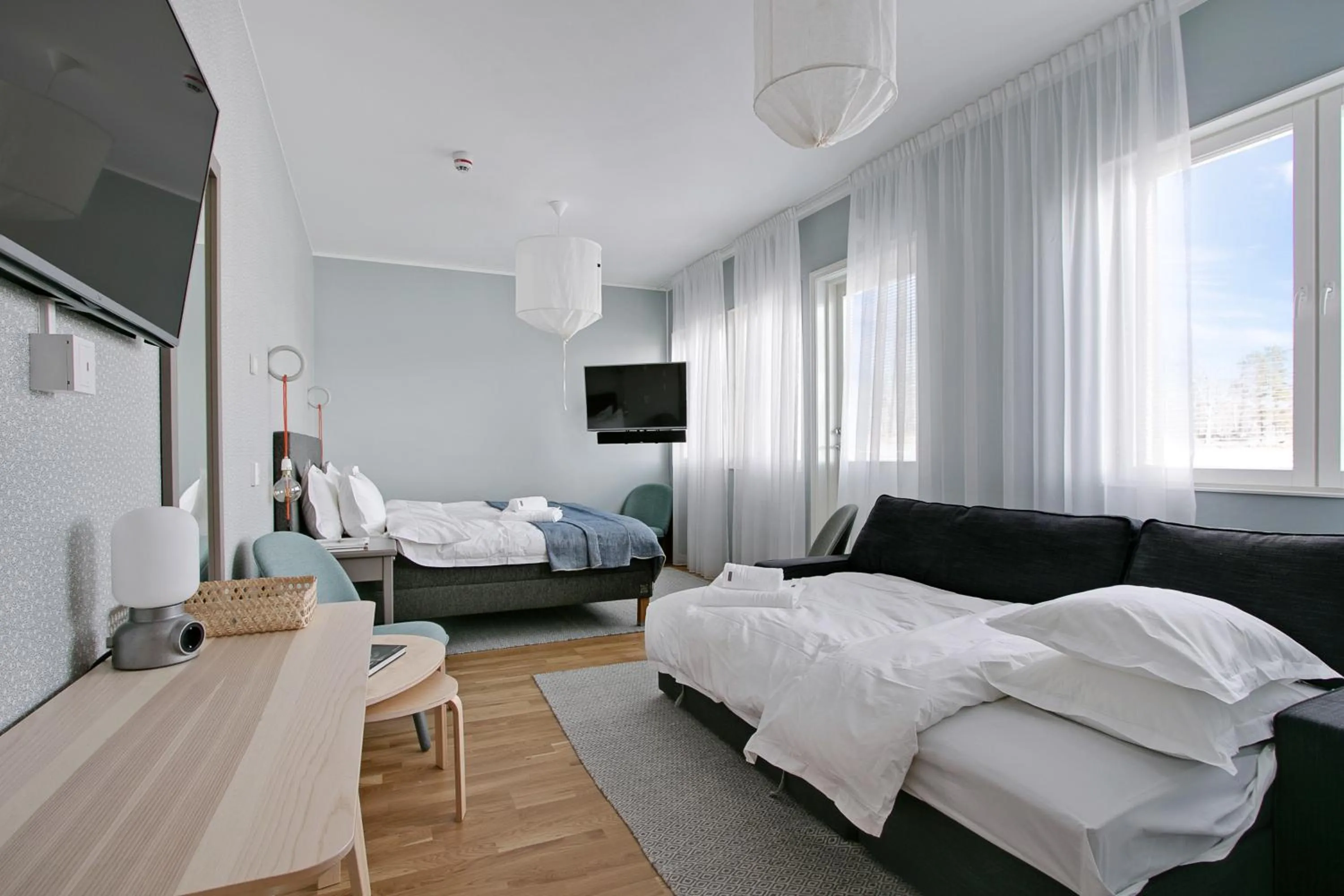 Photo of the whole room, Bed in Turinge Hotel