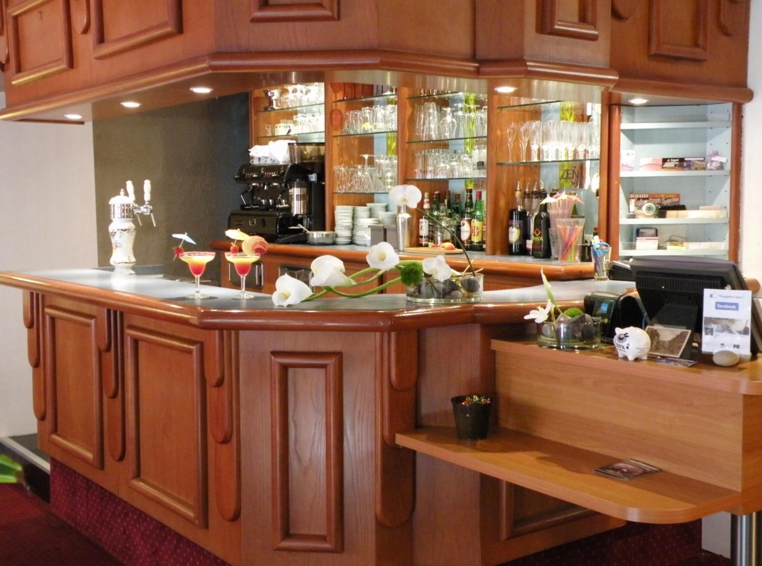 Auberge Du Cheval Blanc - Logis Hotel