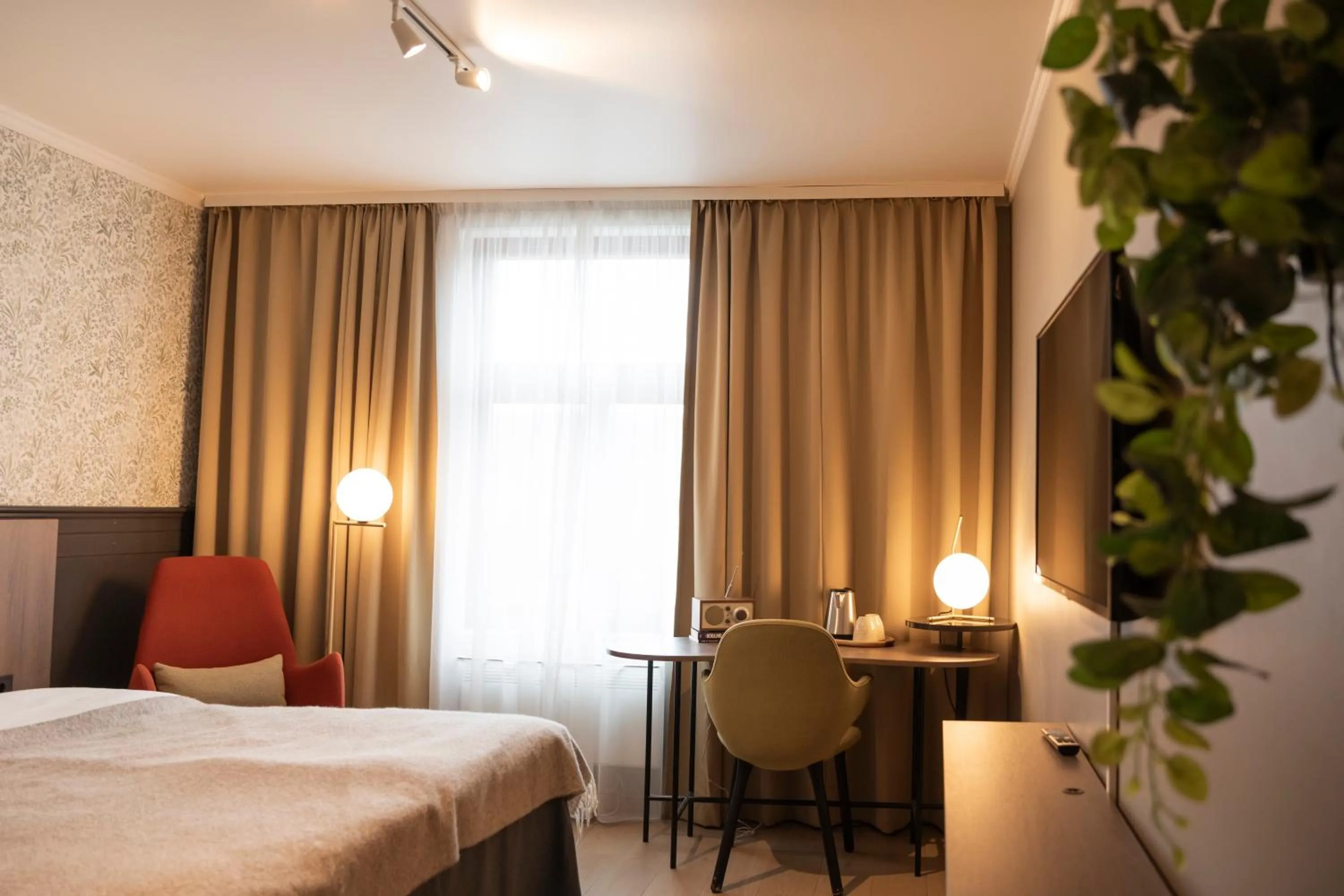 Photo of the whole room, Bed in Home Hotel Hammer