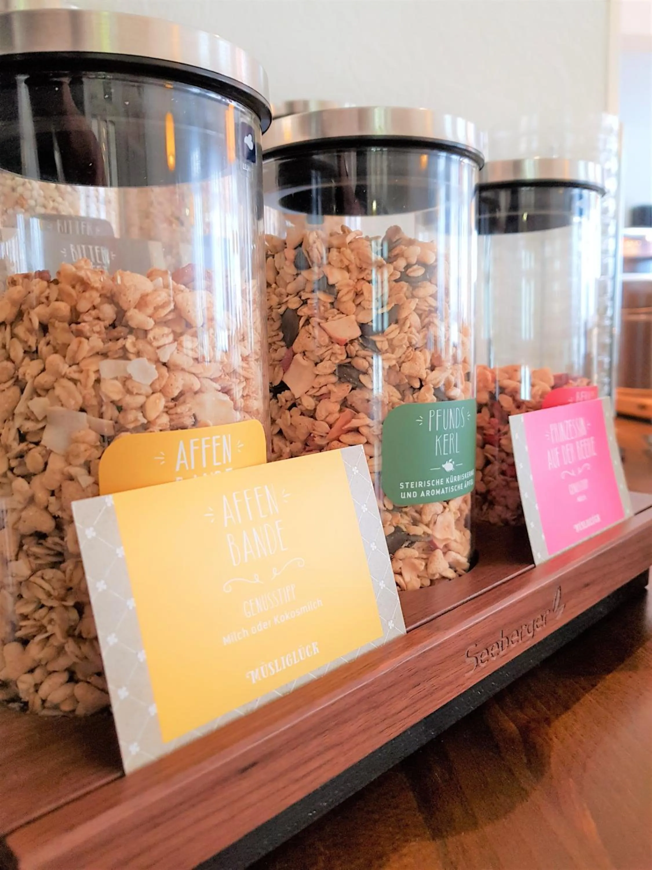 Buffet breakfast in Hotel Weissach Am Neuenbühl