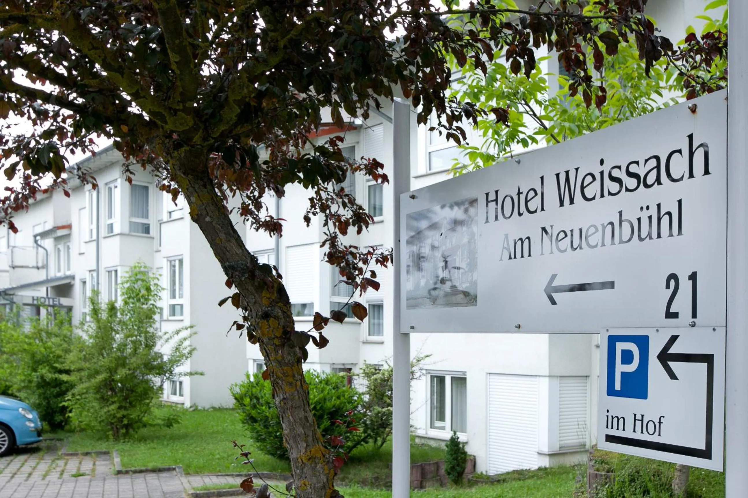 Facade/entrance in Hotel Weissach Am Neuenbühl
