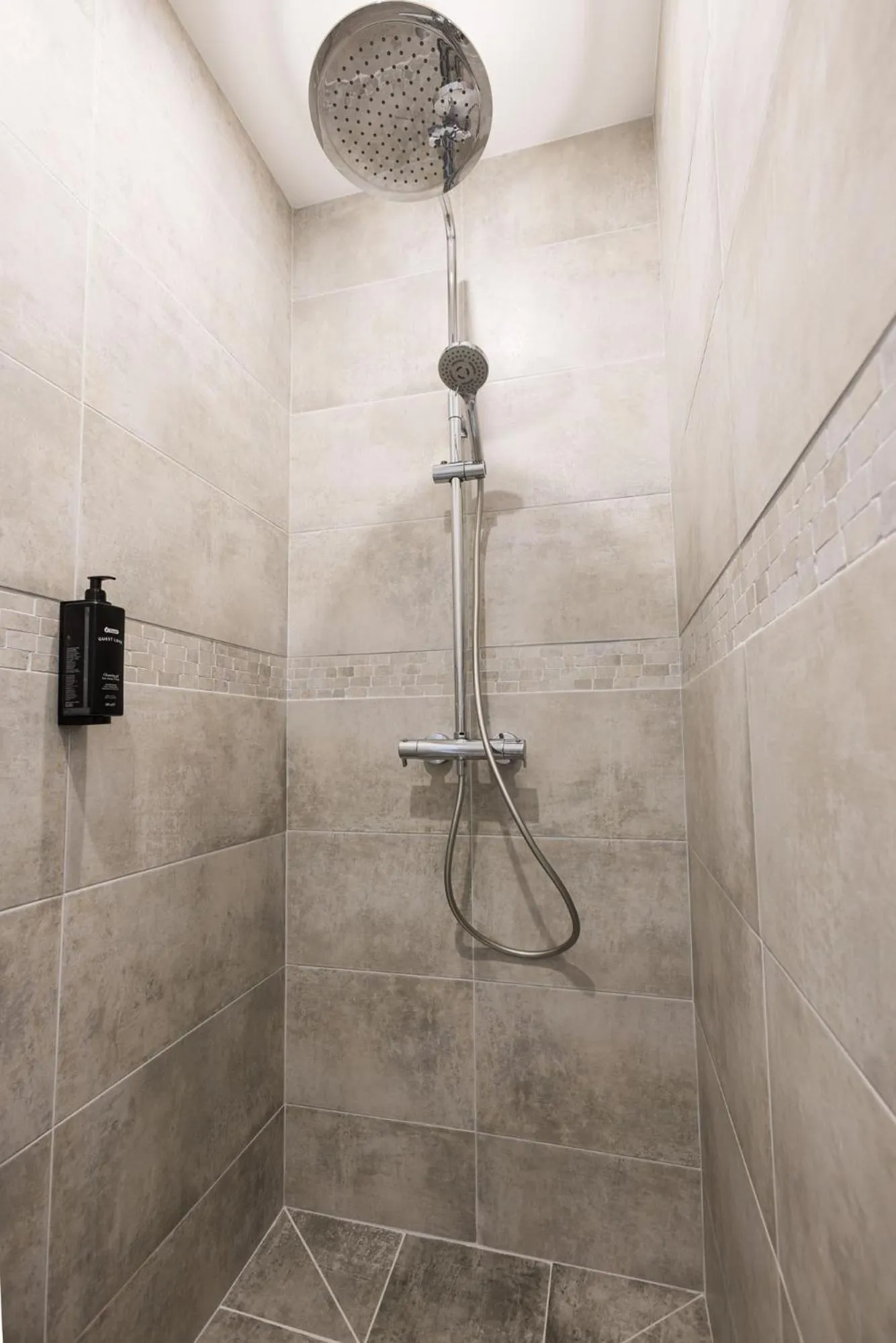 Le Trèfle à Quatre Feuilles