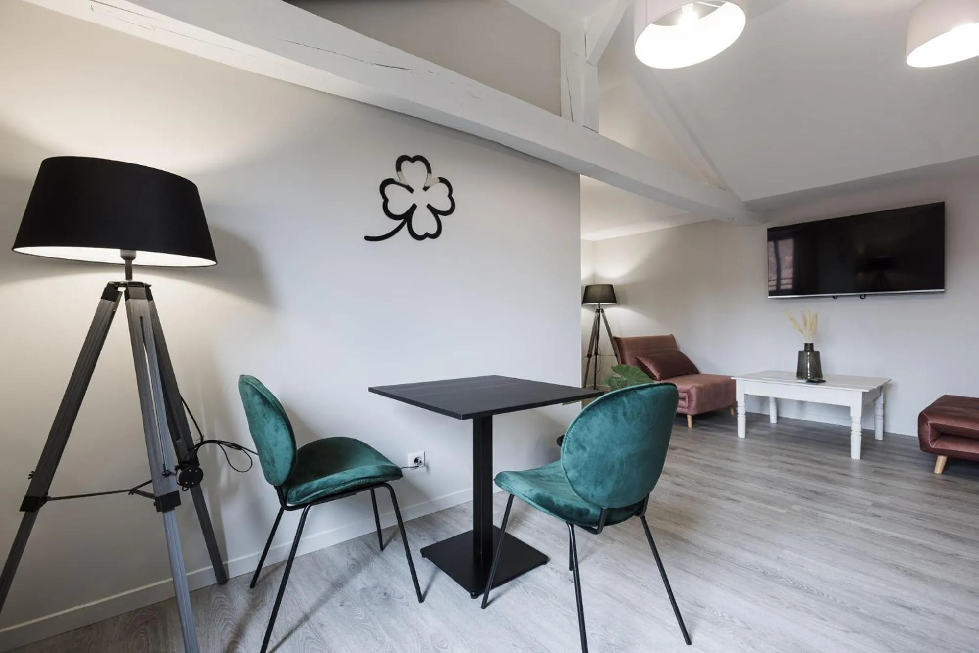 Le Trèfle à Quatre Feuilles