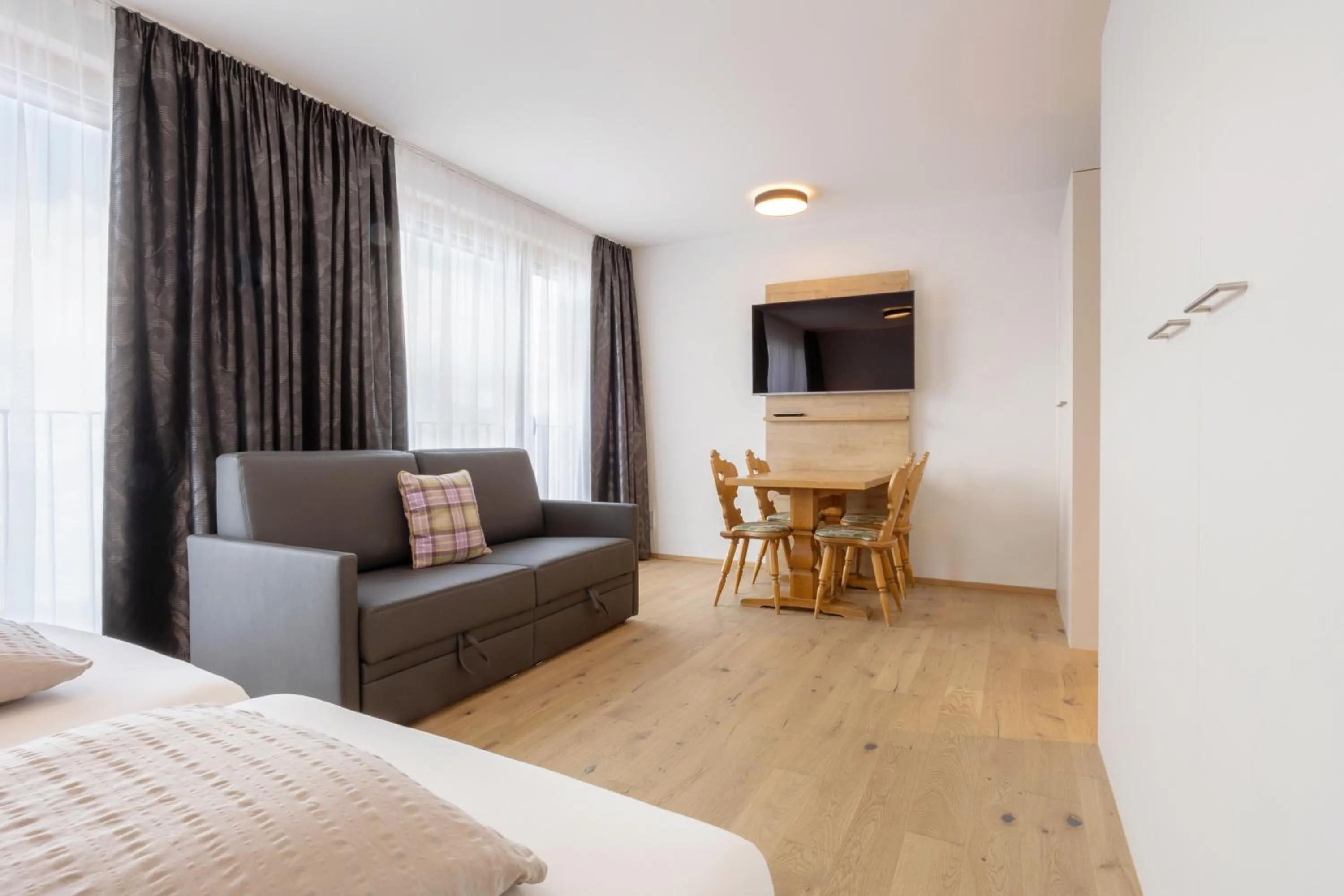 TV and multimedia, Bed in Hotel Tannenboden