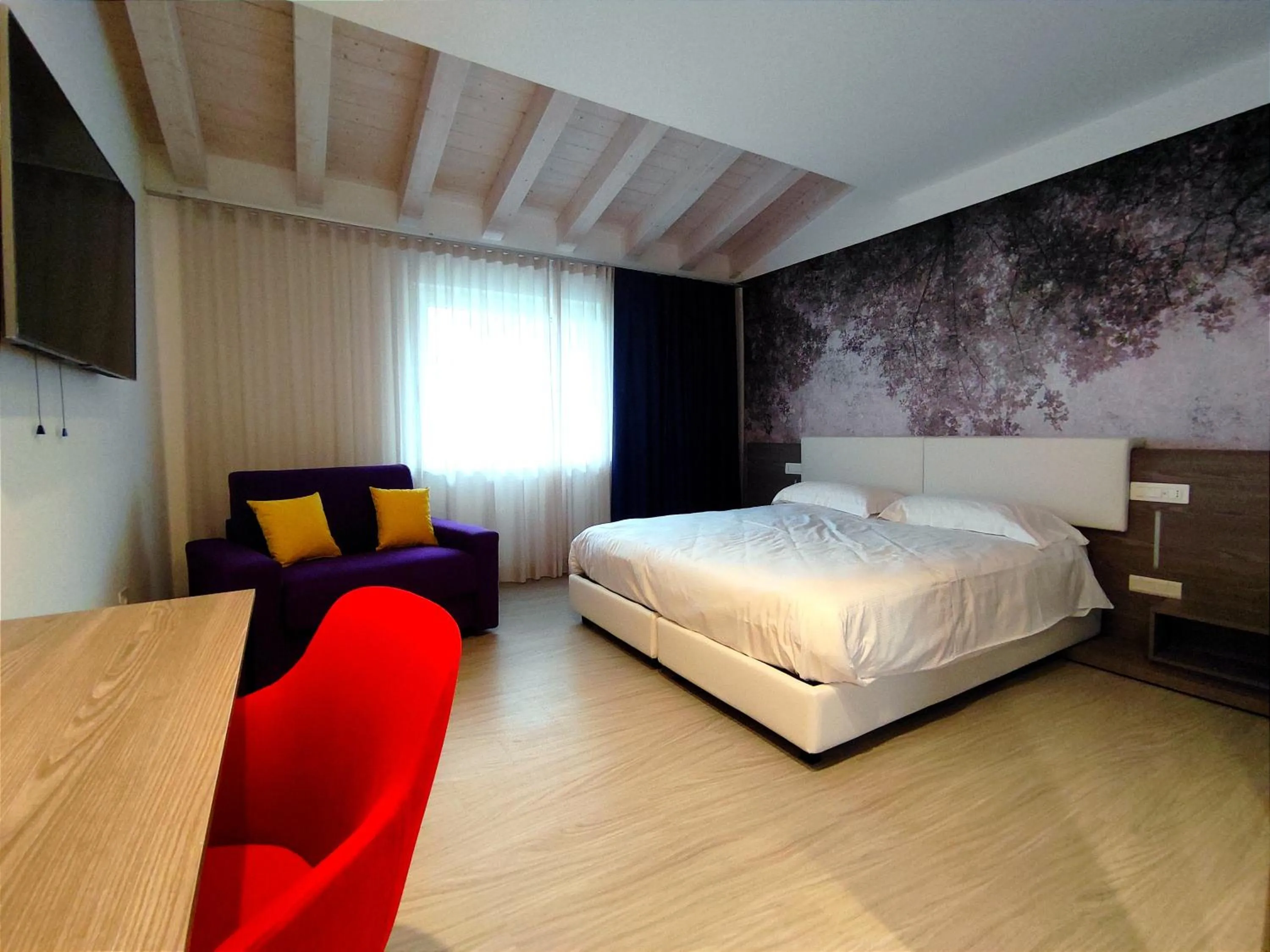 Photo of the whole room, Bed in Hotel Luna