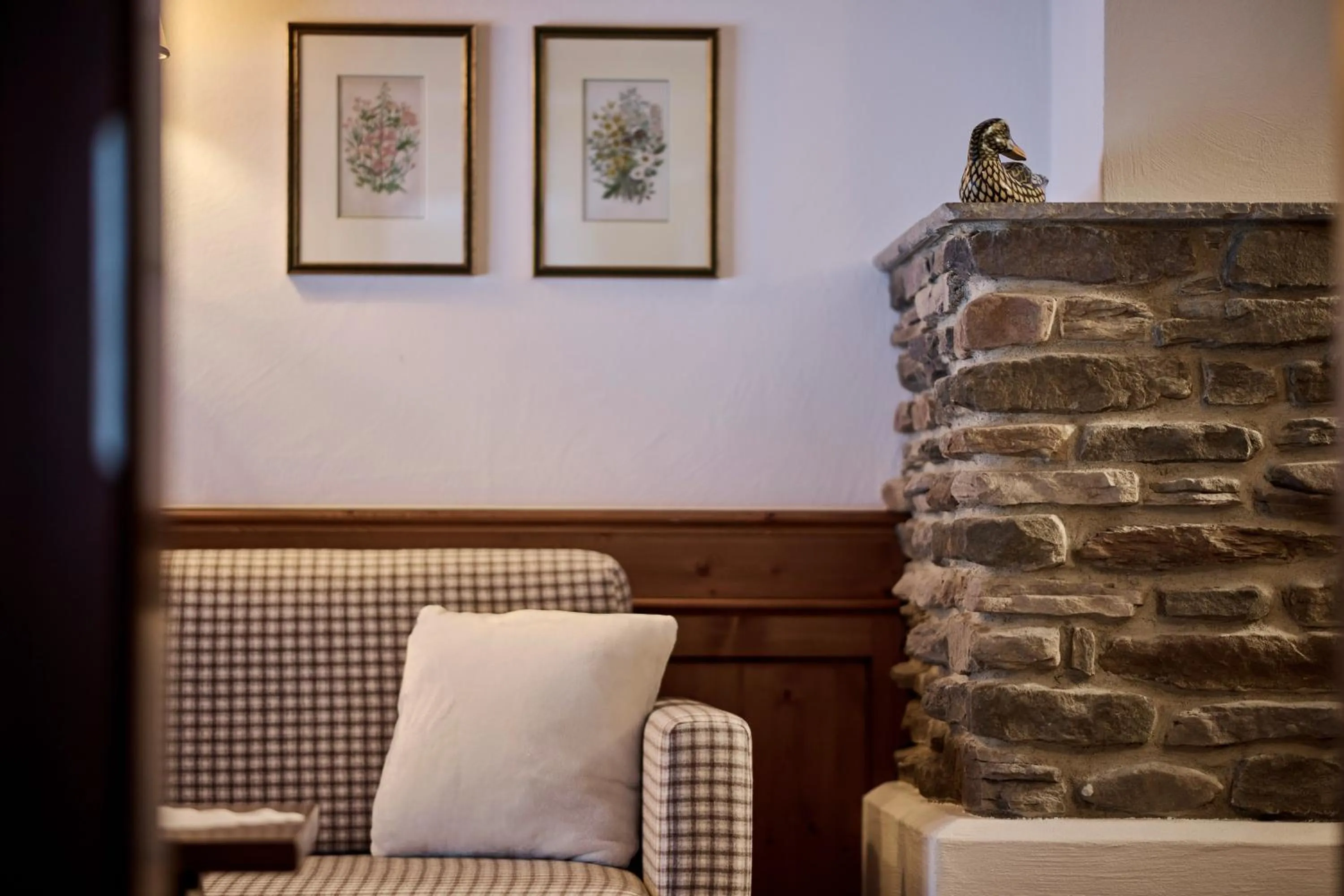 Photo of the whole room in Haldenhof