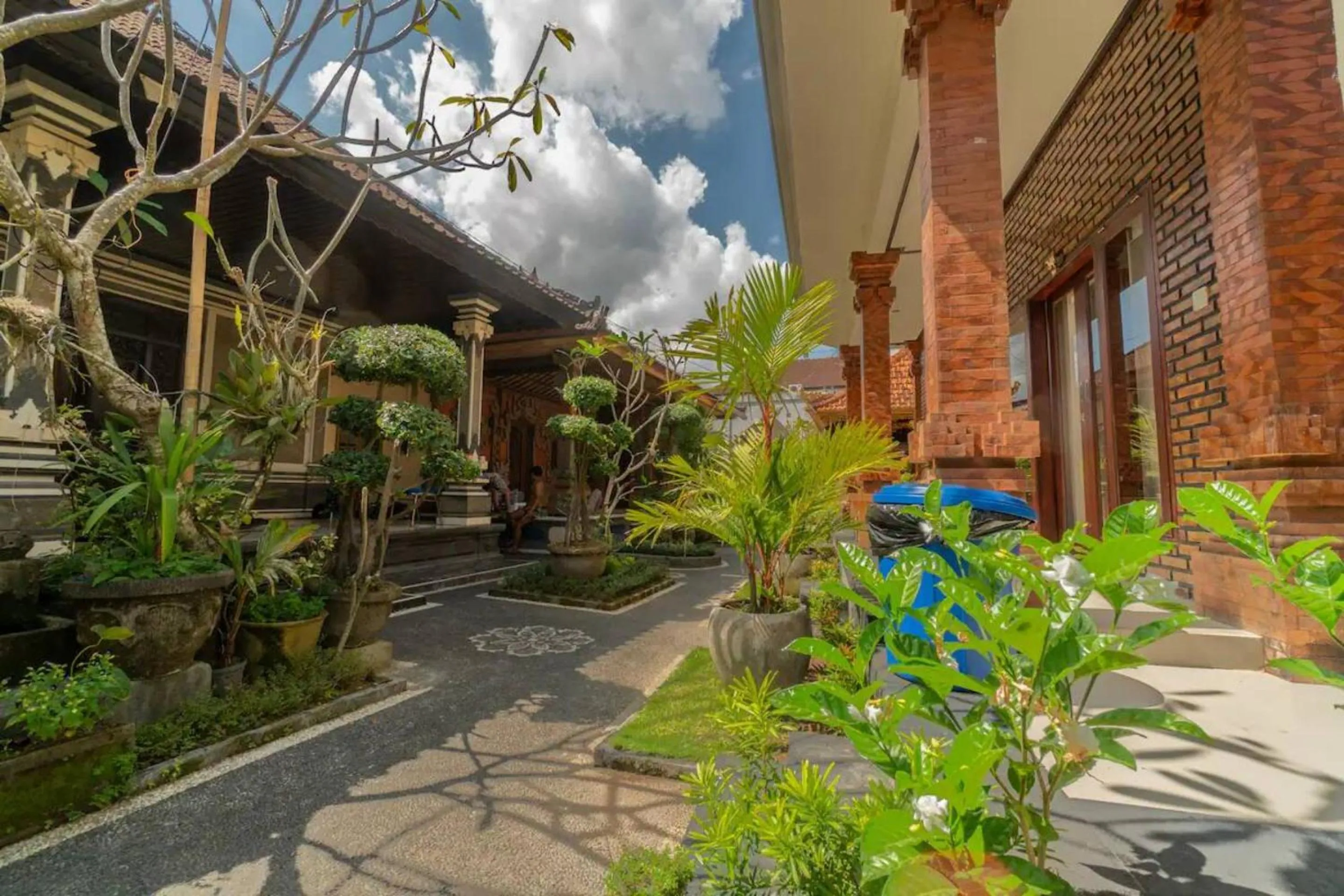Property building in Pondok Lulik Homestay Canggu