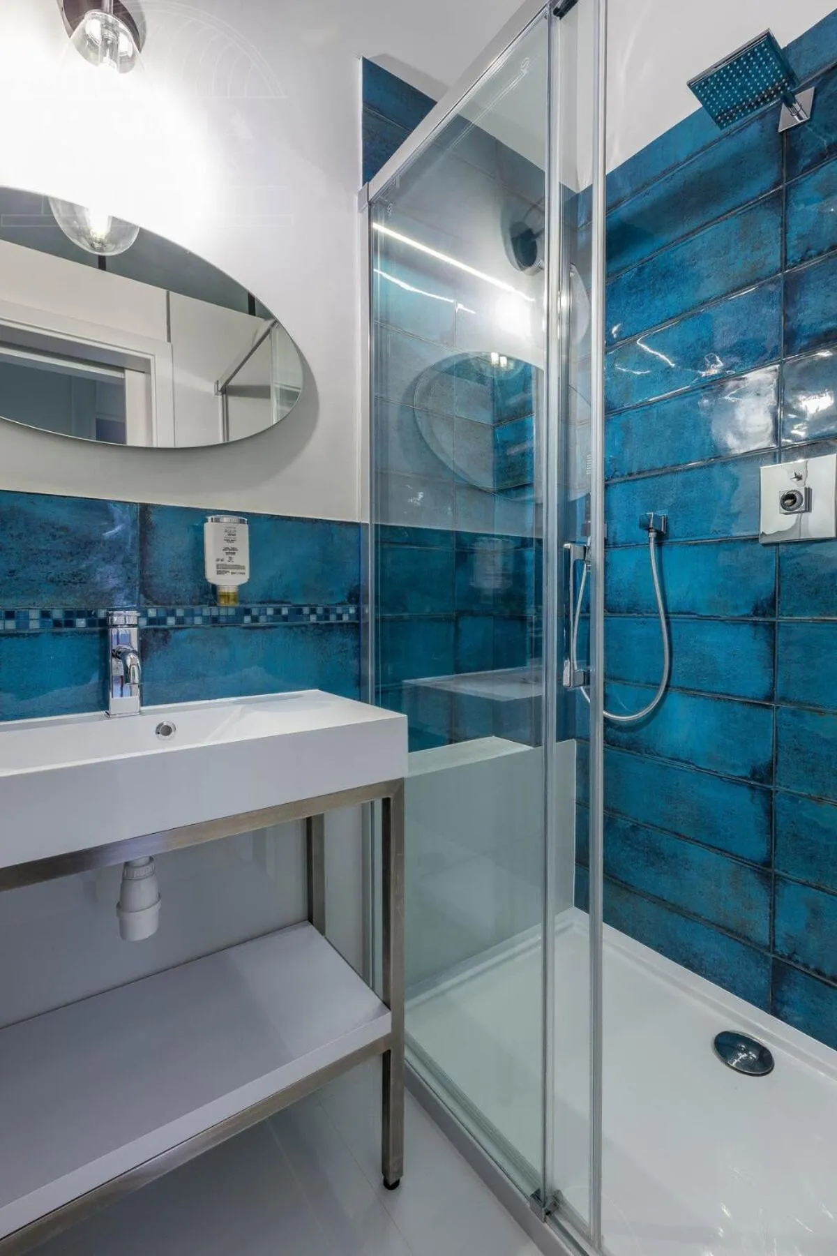 Bathroom in Between Old Town and Kazimierz