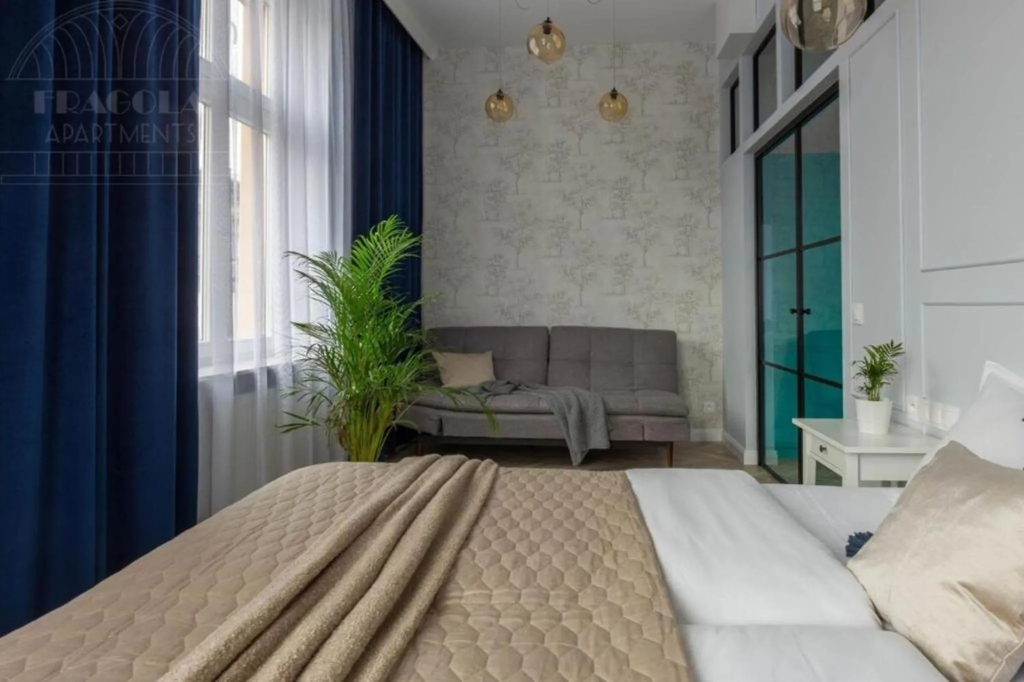 Bed in Between Old Town and Kazimierz