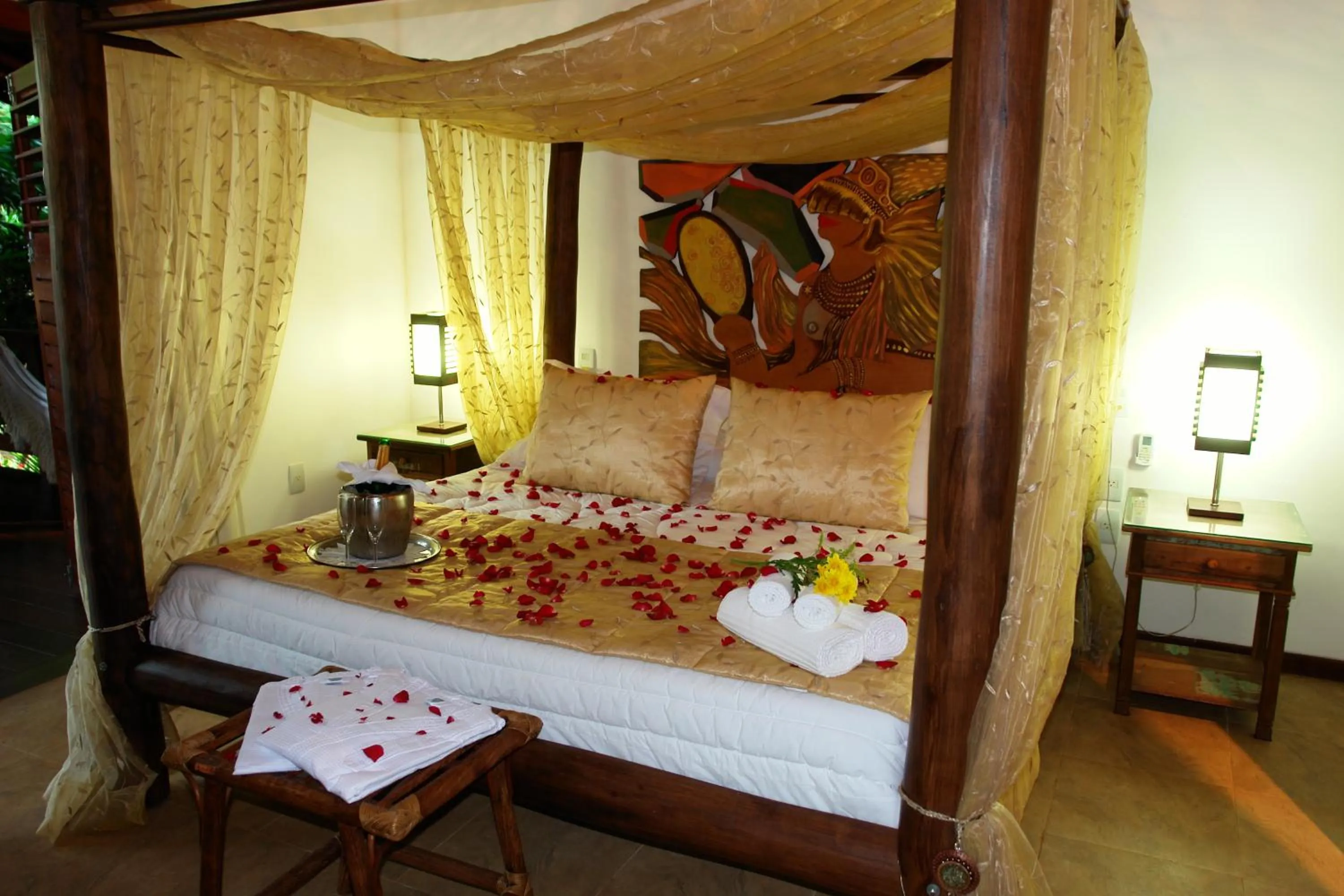 Photo of the whole room, Bed in ThalassaGarden Hotel - Pousada