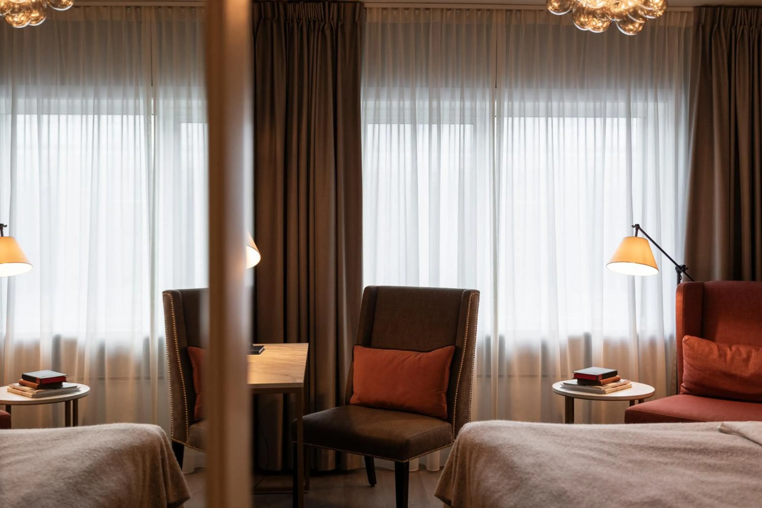 Seating area, Bed in Home Hotel Grand Bodø