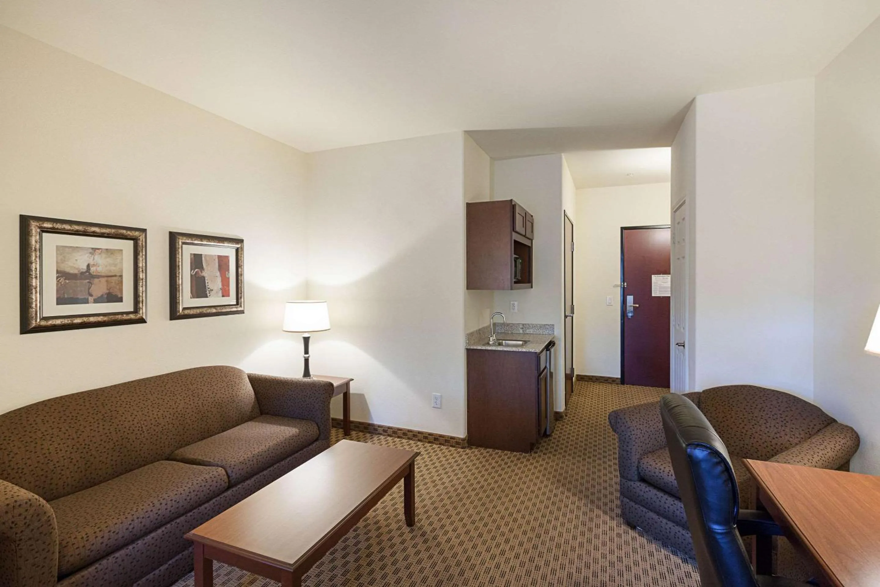 Photo of the whole room in Comfort Suites San Antonio North - Stone Oak