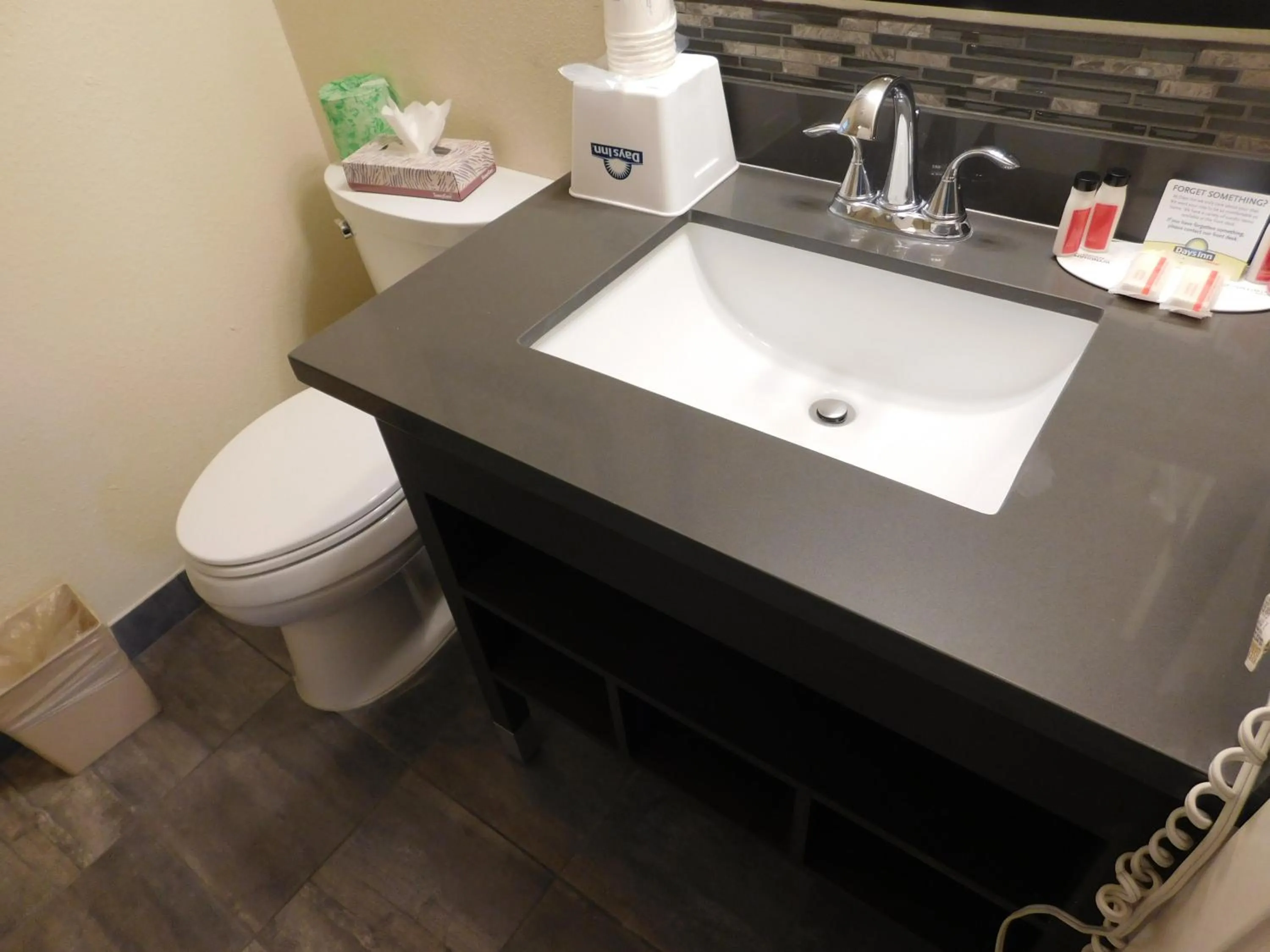 Toilet in Days Inn by Wyndham Monterey-Fisherman's Wharf Aquarium