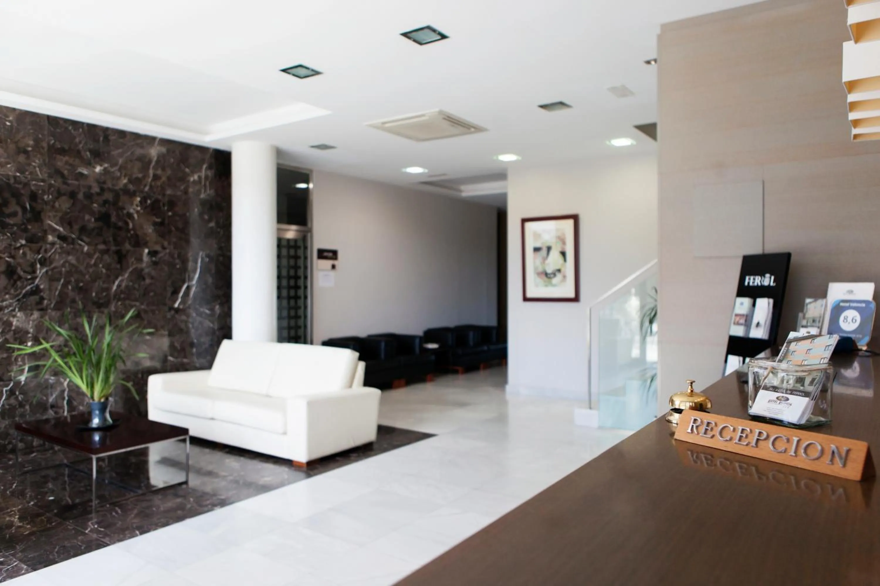 Lobby or reception in Hotel Valencia