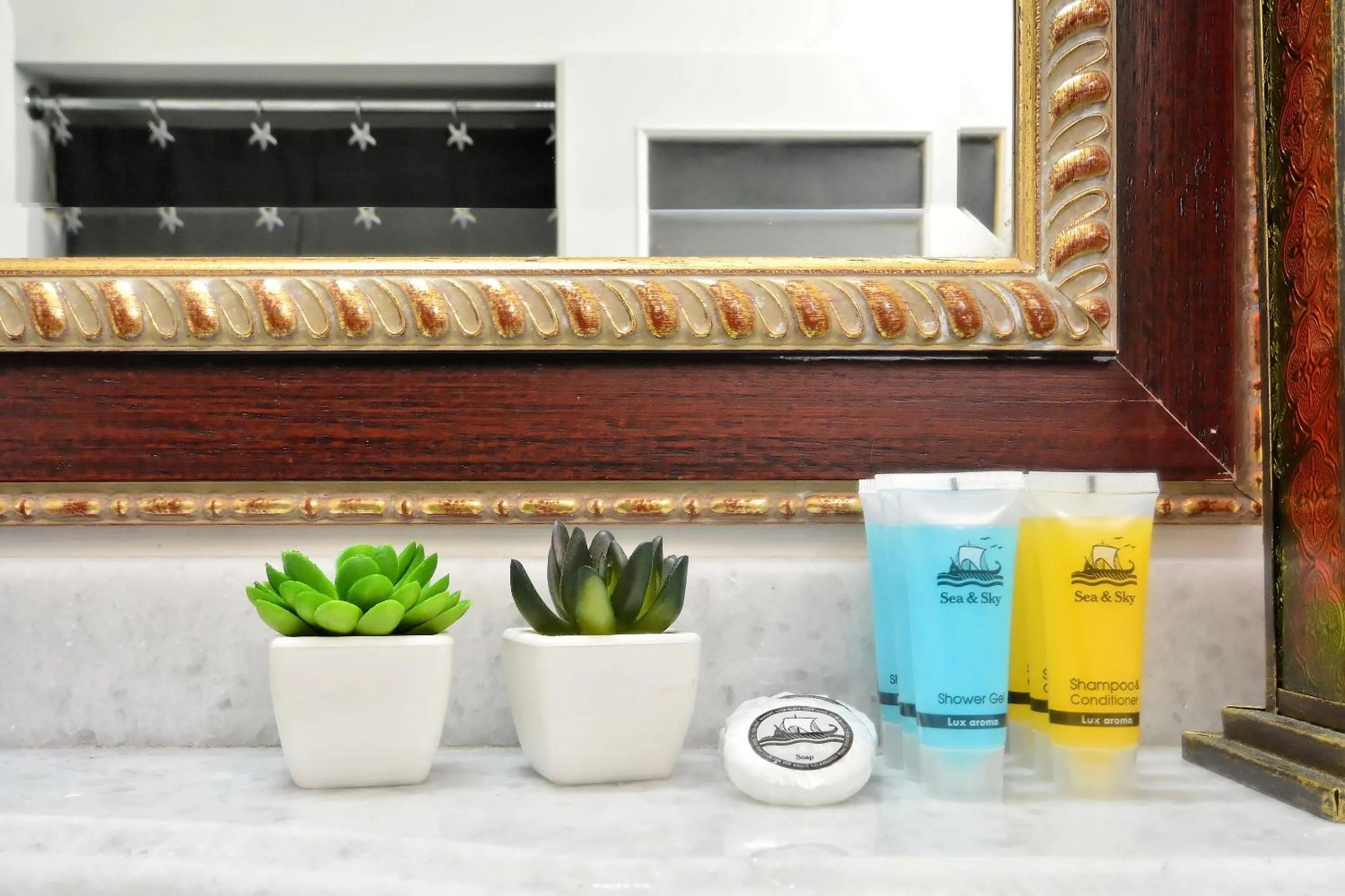 Bathroom in Plaka Elegant Apartment