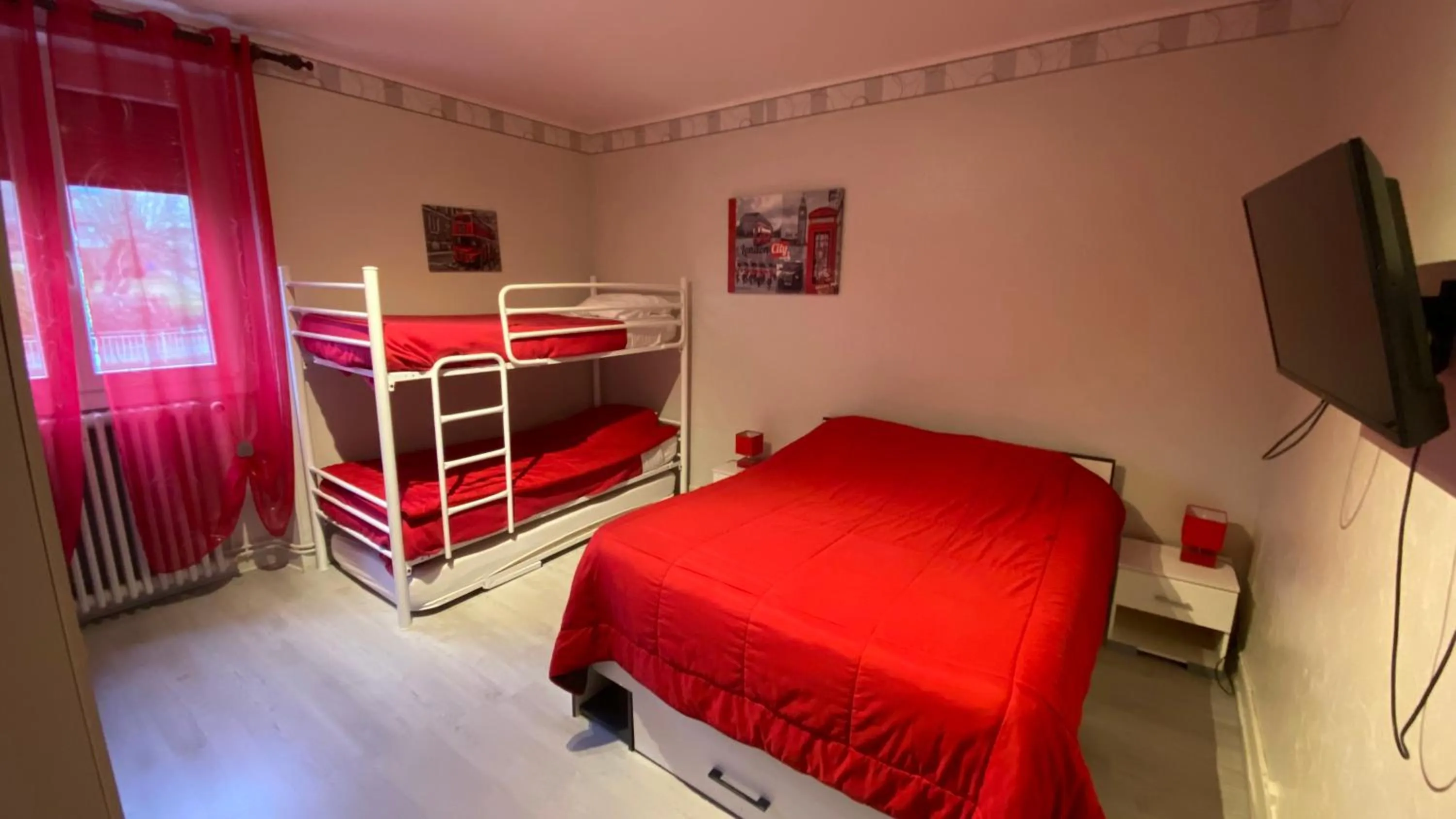 Bed in Hôtel Le Bambi