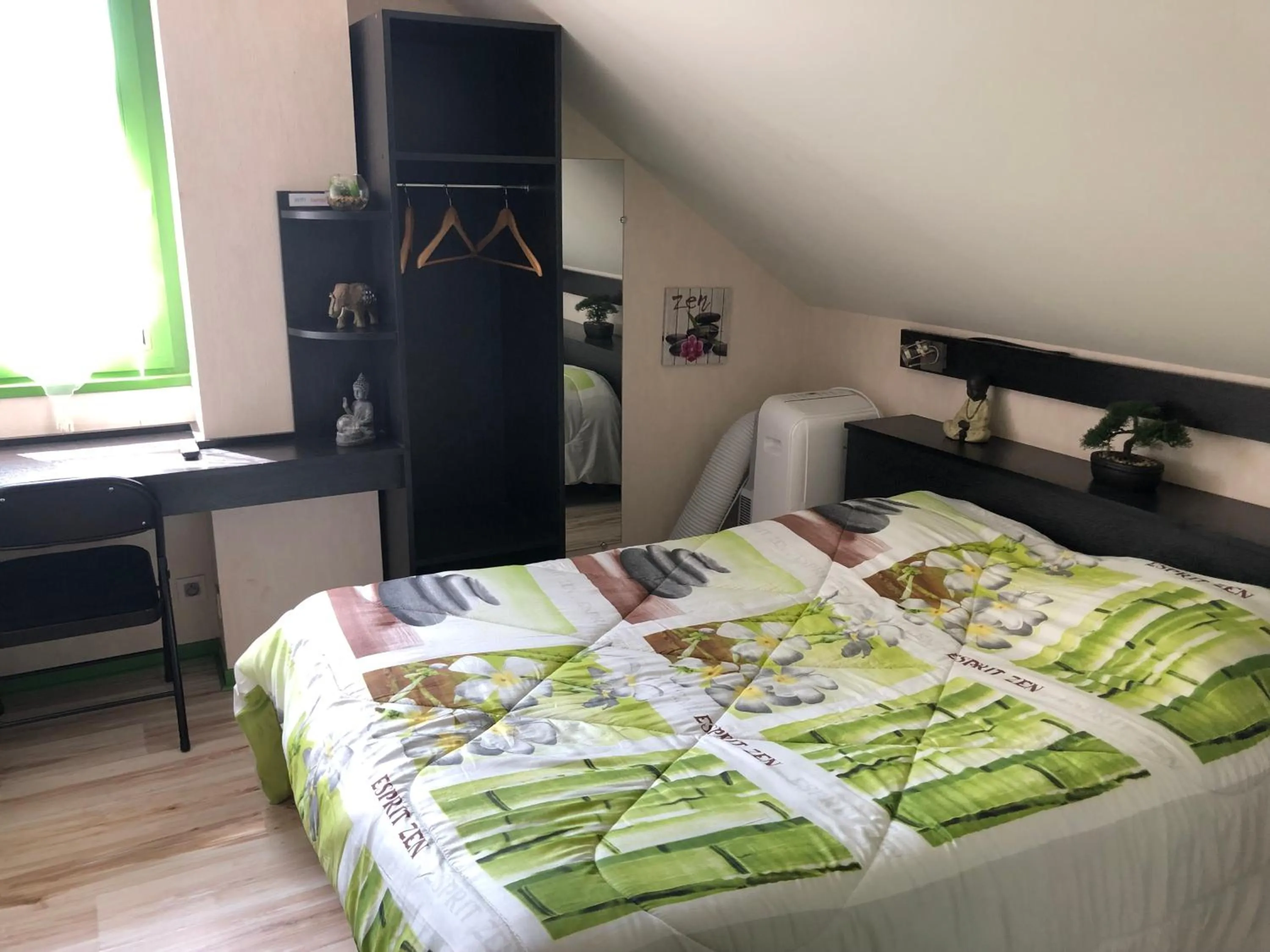 Bedroom, Bed in Hôtel Le Bambi