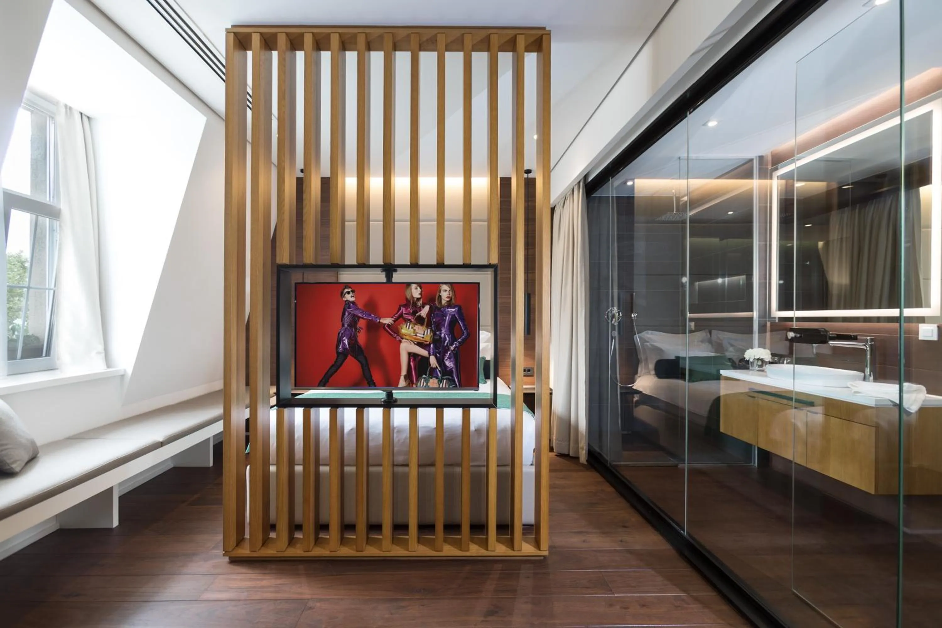 Bathroom in Dominic Smart & Luxury Suites - Parliament