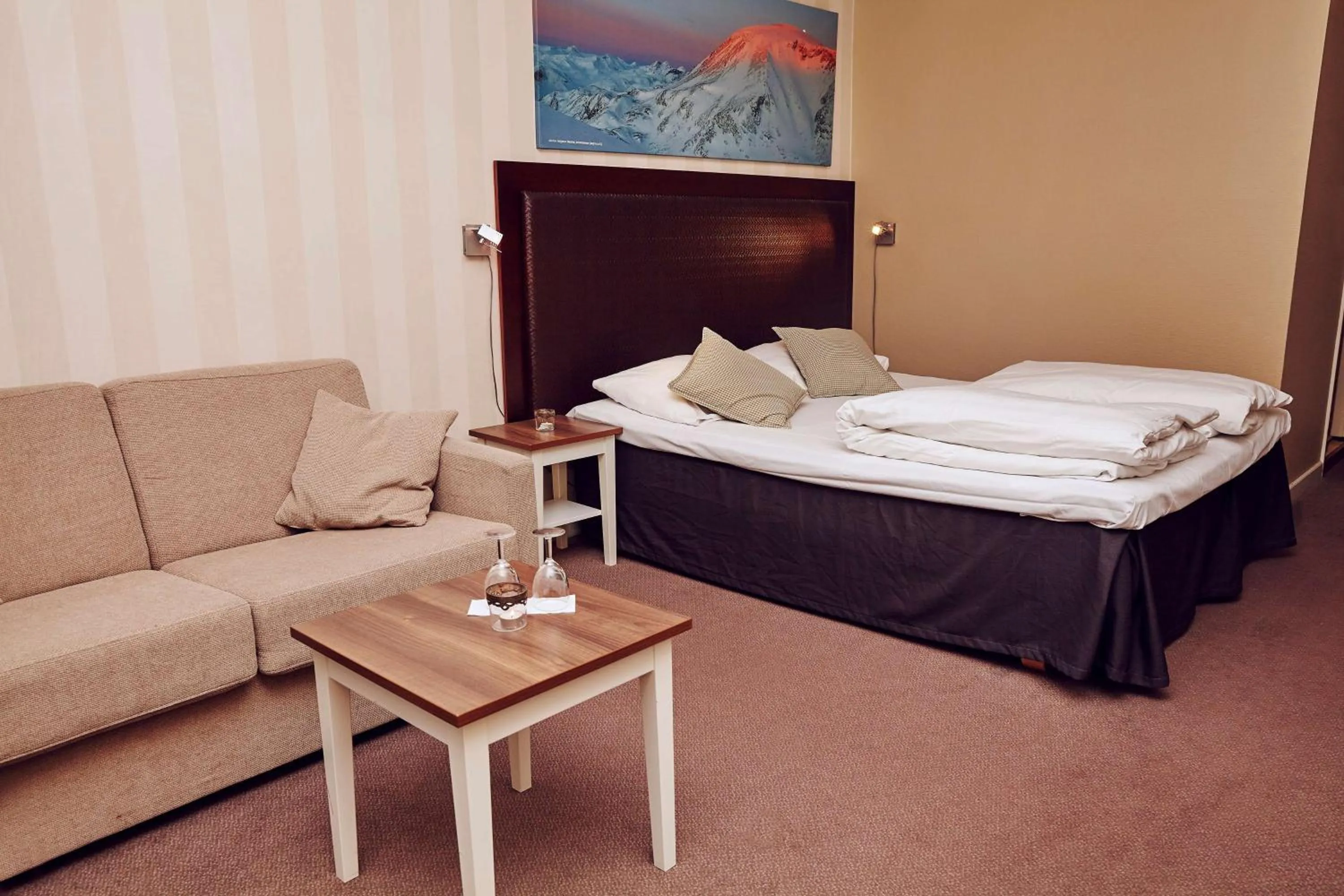 Photo of the whole room, Bed in Scandic Valdres