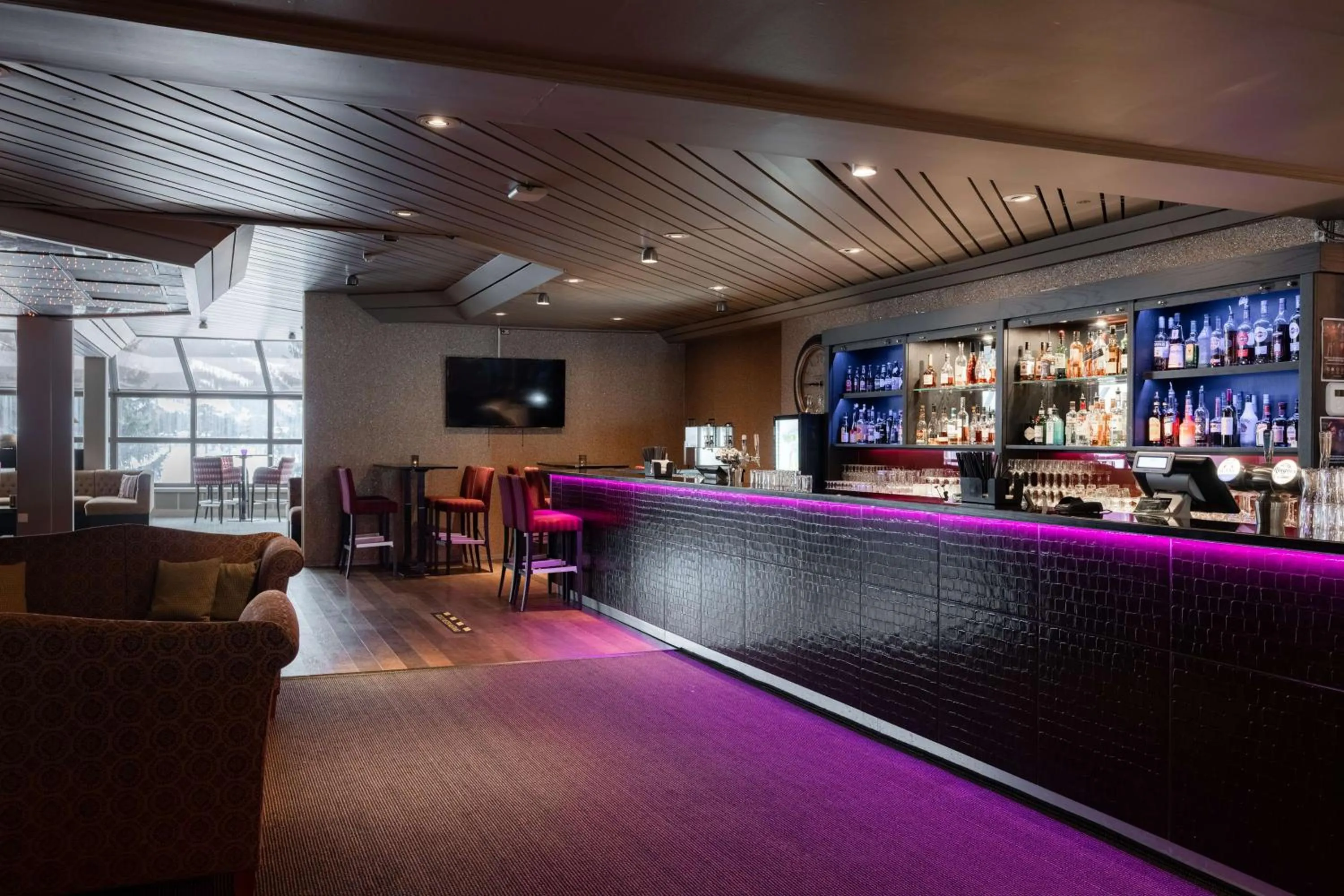 Lounge or bar in Scandic Valdres