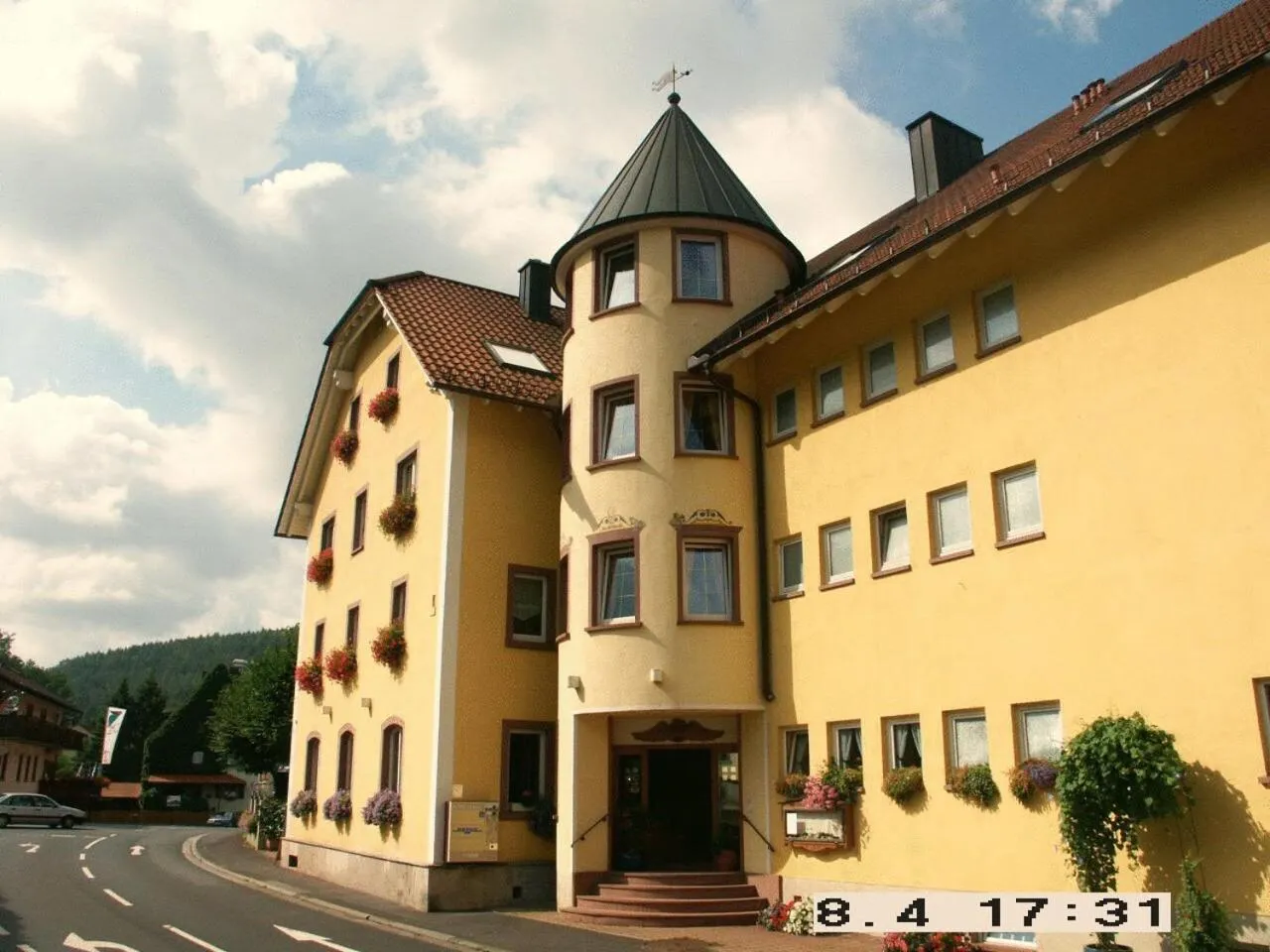Facade/entrance in Hotel zum Engel