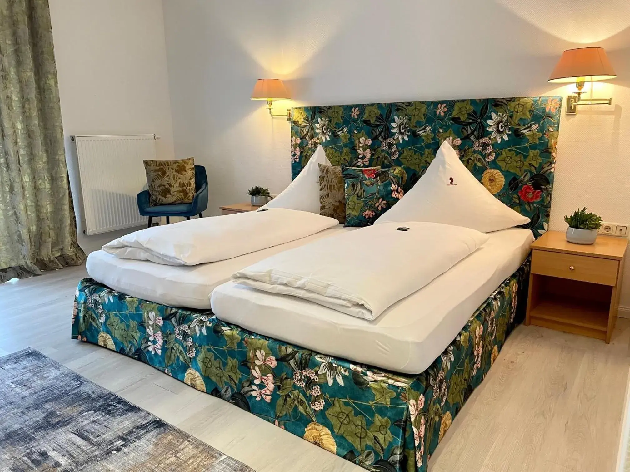 Single Room in Hotel zum Engel Single Room in Hotel zum Engel