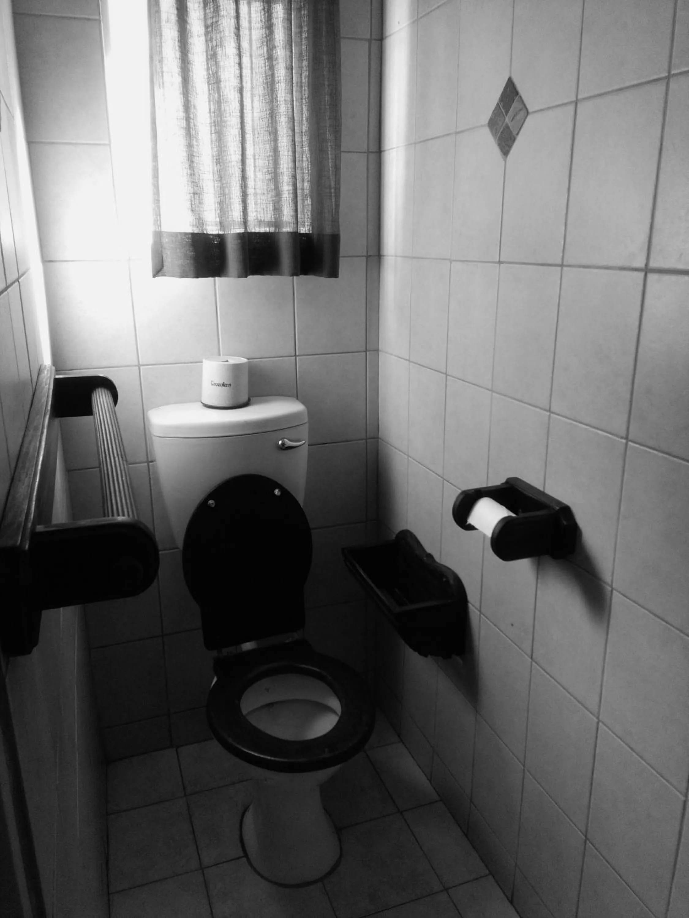 Shower in Victorian Lodge