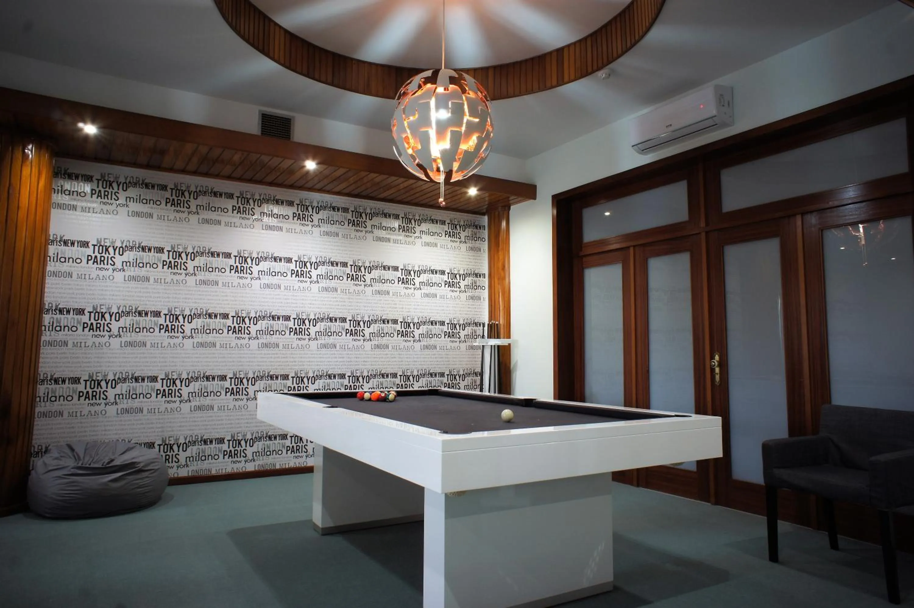 Billiard in Hotel Contriz