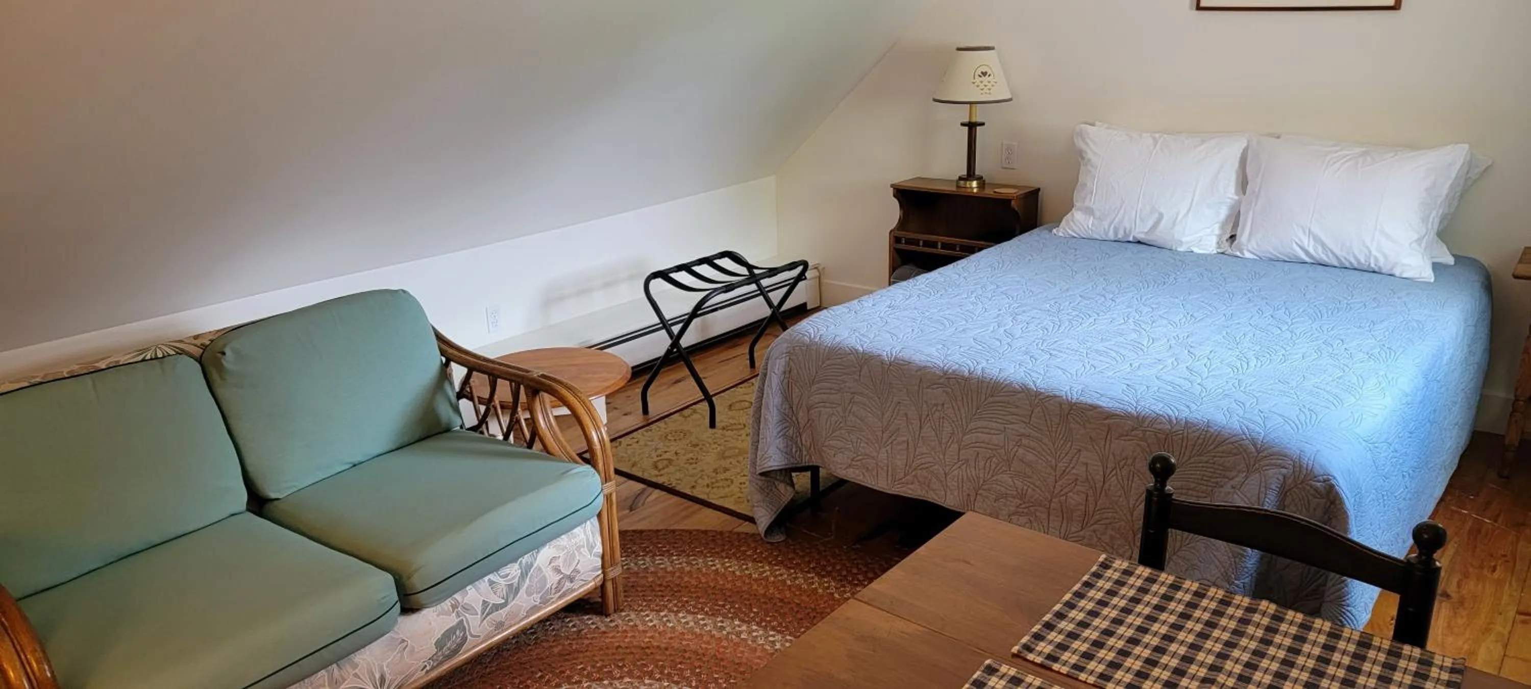 Bedroom, Bed in Hawks House Inn