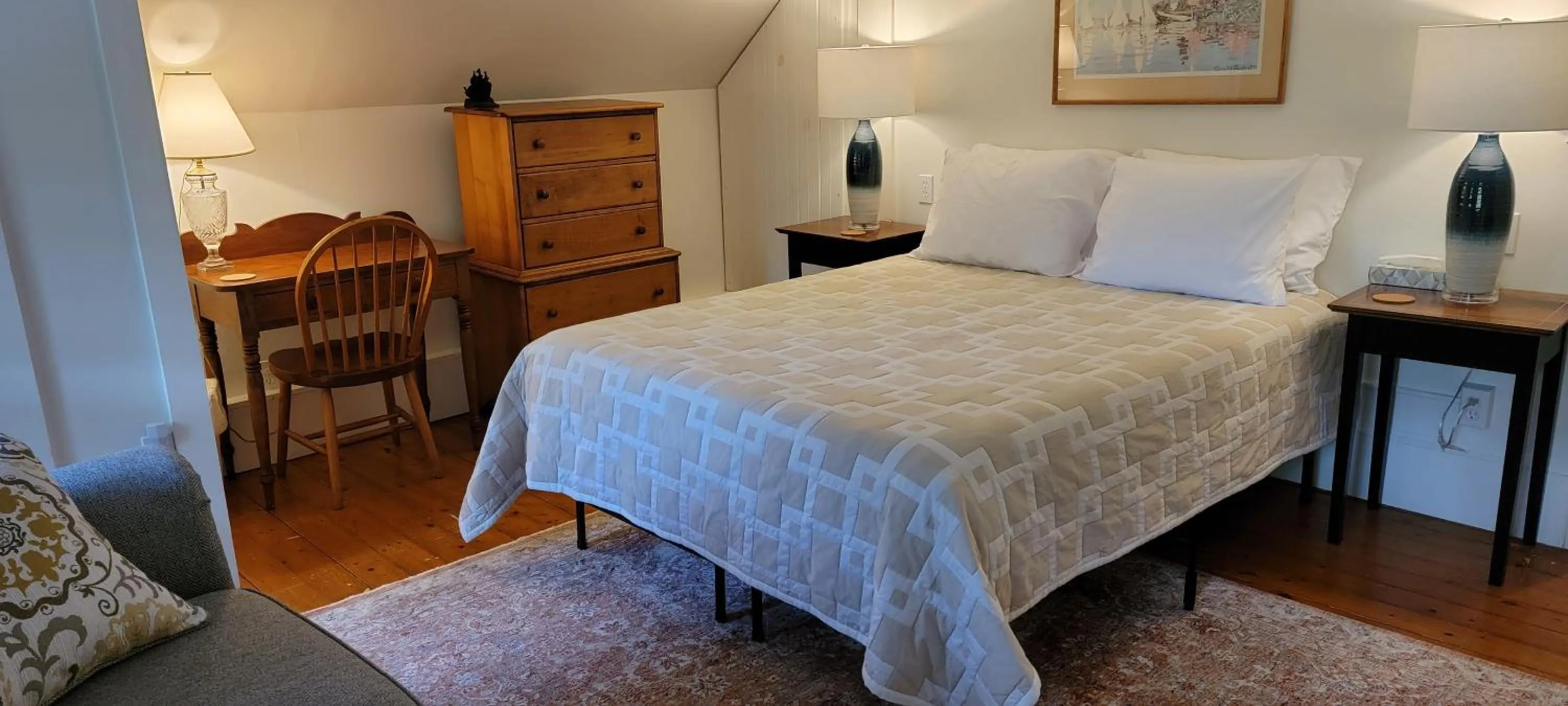 Bedroom, Bed in Hawks House Inn