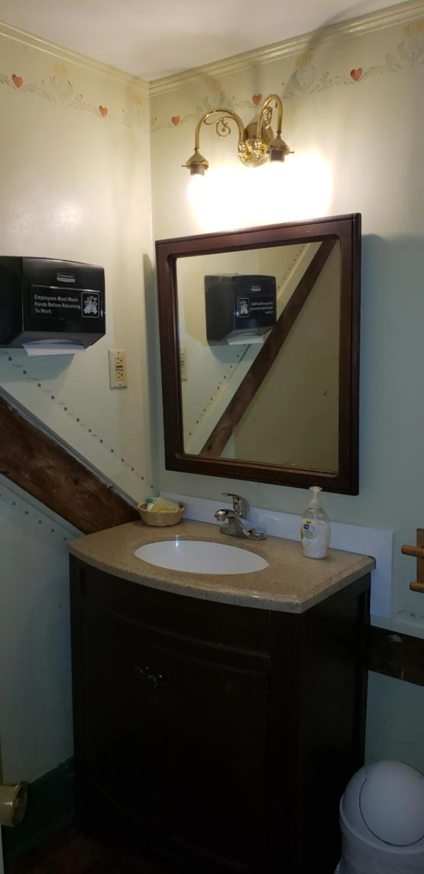 Bathroom in Hawks House Inn