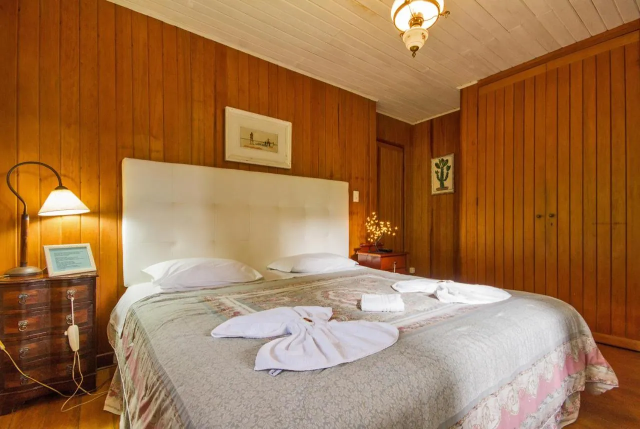 Bedroom, Bed in Pousada Casa Mantiqueira - Próxima ao Capivarí e opções de Hidromassagem