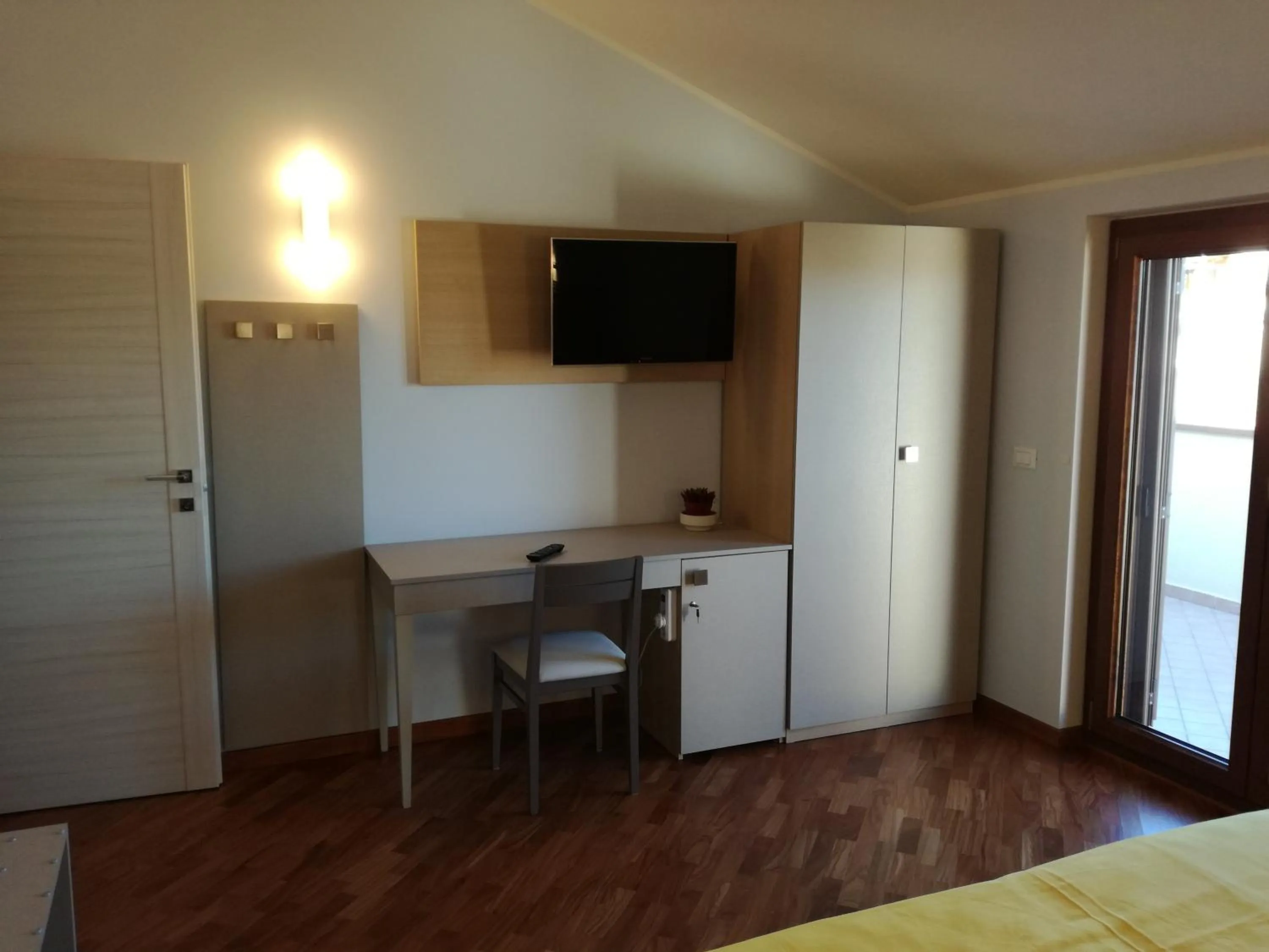 Photo of the whole room, Bed in Fonte Nuova Penne