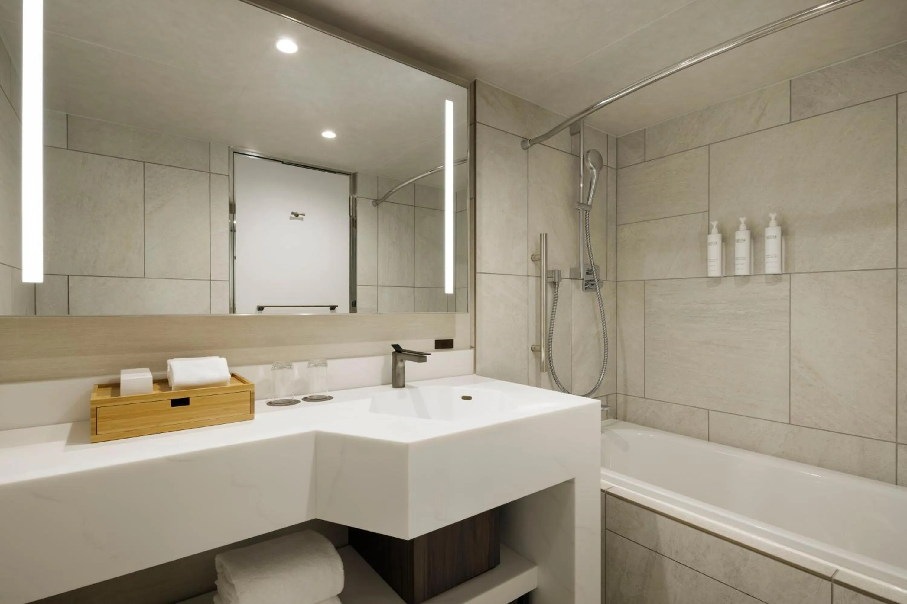 Courtyard by Marriott Tokyo Ginza Hotel