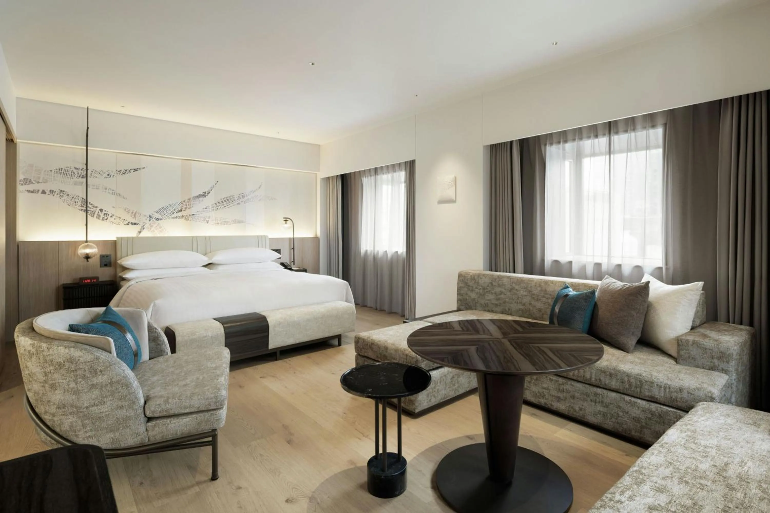 Photo of the whole room, Bed in Courtyard by Marriott Tokyo Ginza Hotel