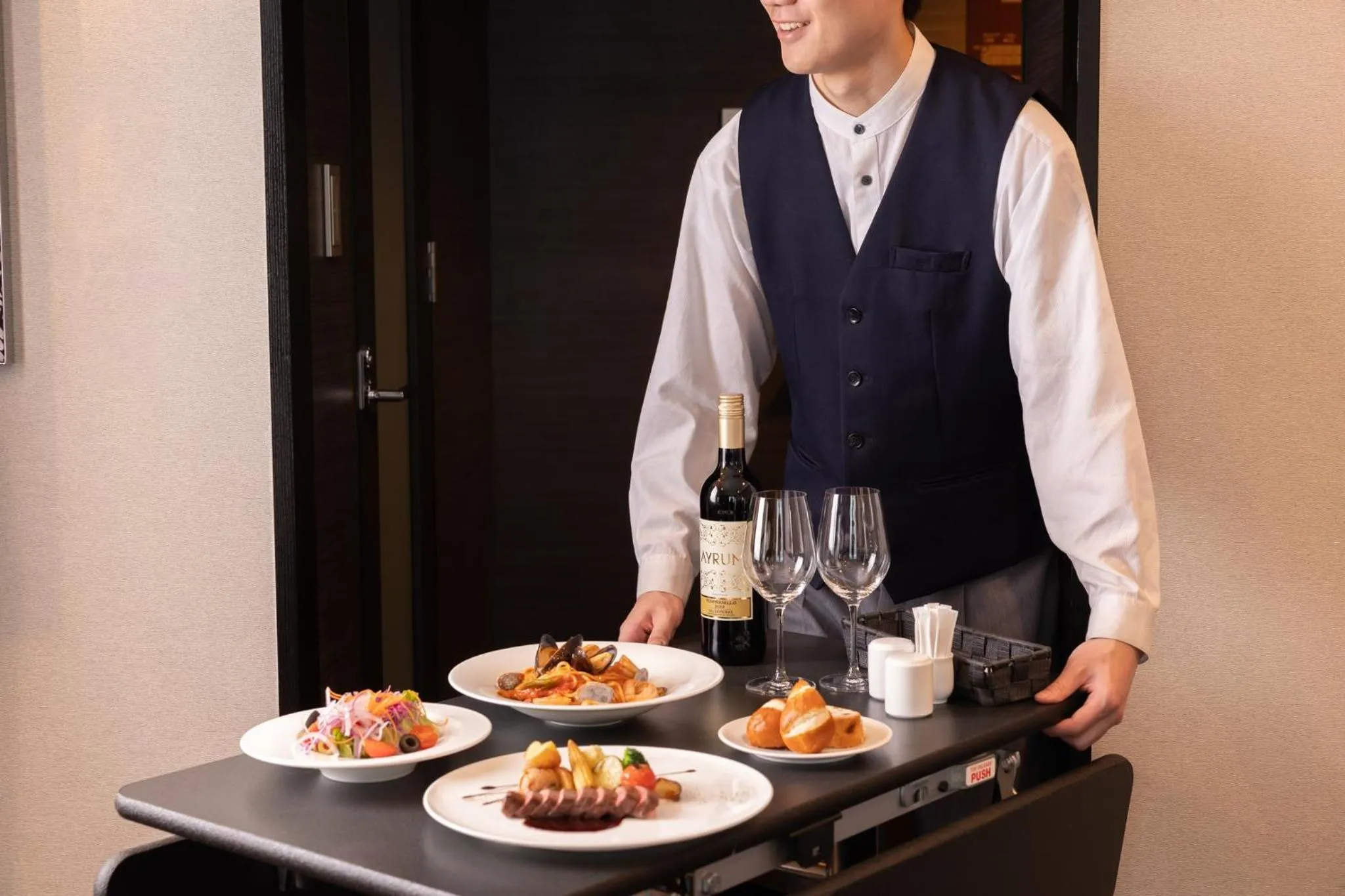 Photo of the whole room in ANA Crowne Plaza Fukuoka by IHG