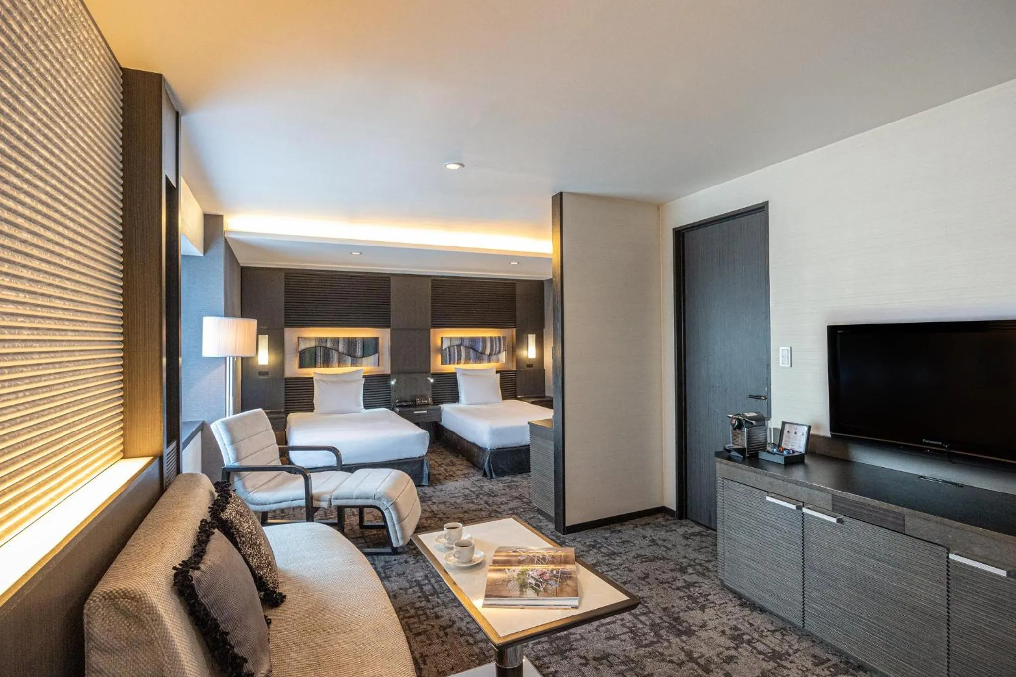 Photo of the whole room, Bed in ANA Crowne Plaza Fukuoka by IHG