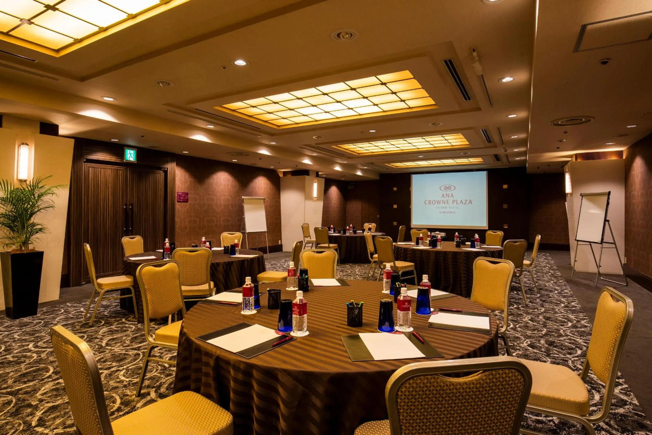 Meeting/conference room in ANA Crowne Plaza Fukuoka by IHG